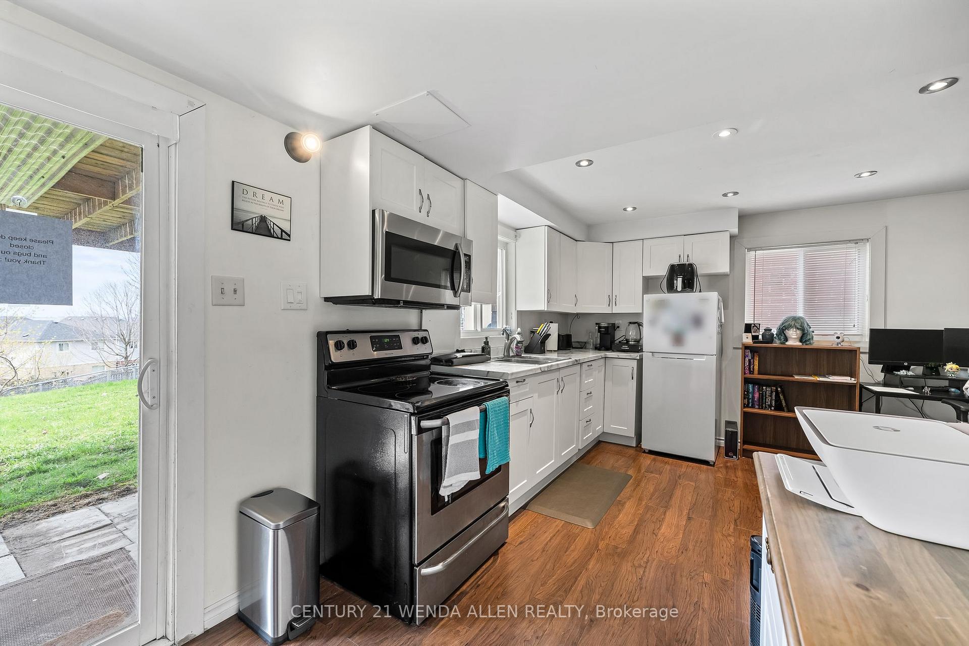 Photo 32 of 956 Townline Road S, Oshawa, Donevan — HOMEH