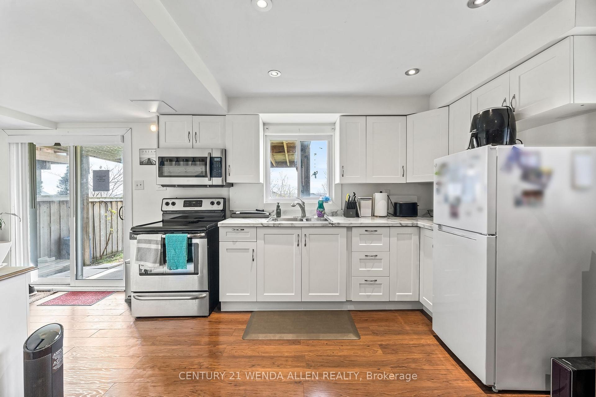 Photo 34 of 956 Townline Road S, Oshawa, Donevan — HOMEH