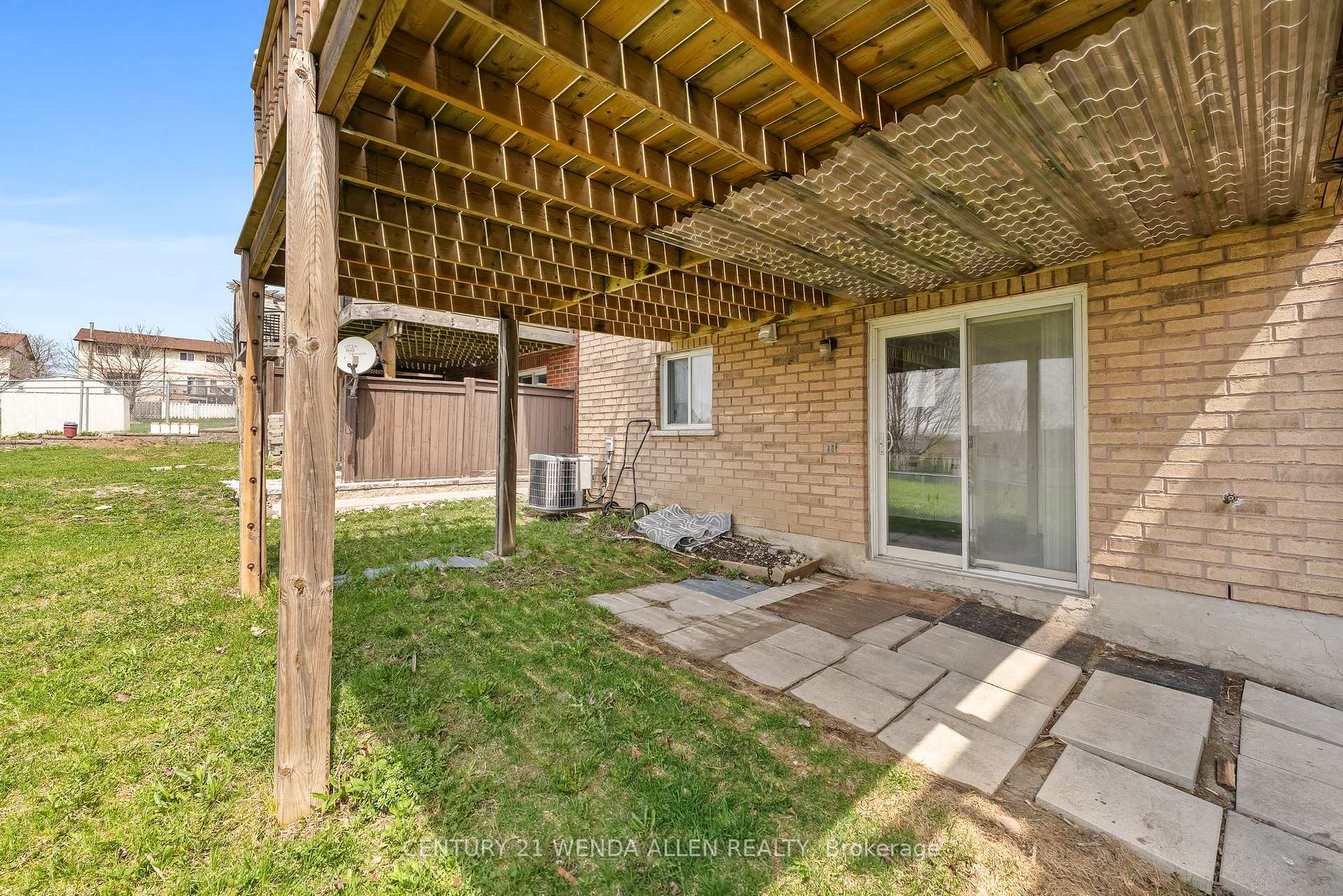 Photo 46 of 956 Townline Road S, Oshawa, Donevan — HOMEH