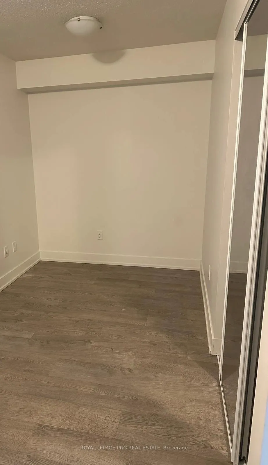 Photo 4 of Unit 2721, 9 Mabelle Ave, Etobicoke, Islington-City Centre West — HOMEH