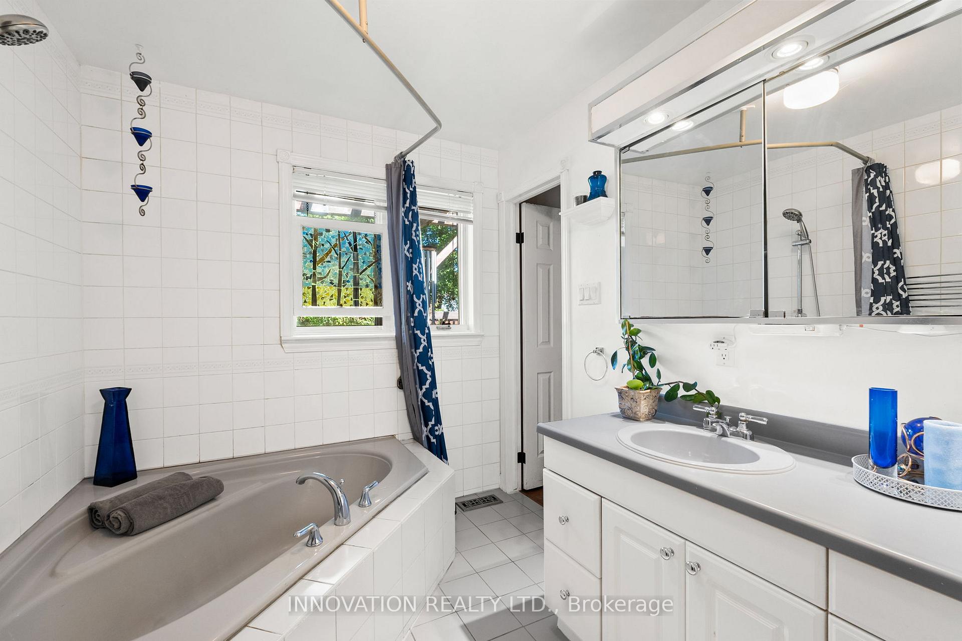 Photo 14 of 2931 Ahearn Avenue, Ottawa, Britannia — HOMEH
