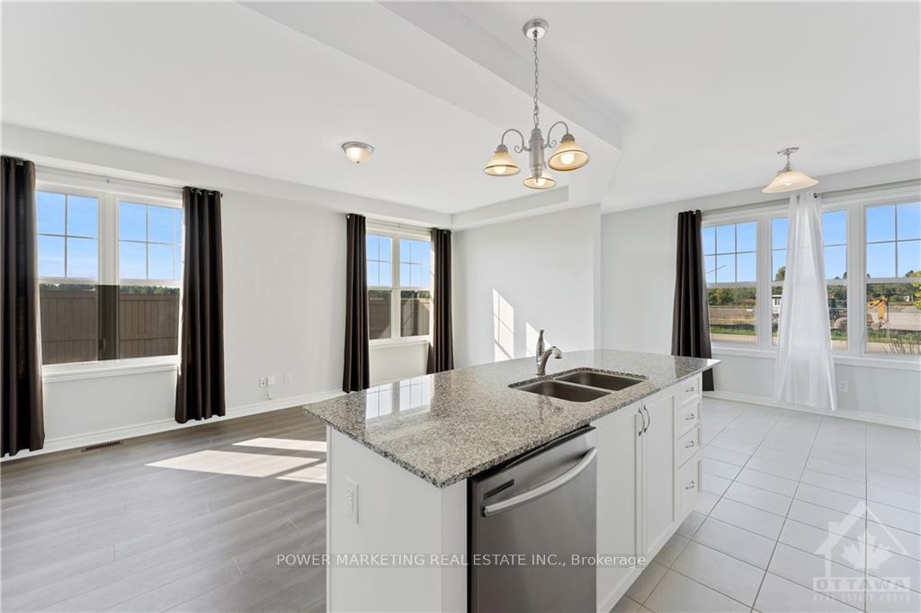 Photo 10 of 301 Sweetclover Way, Ottawa, Avalon West — HOMEH