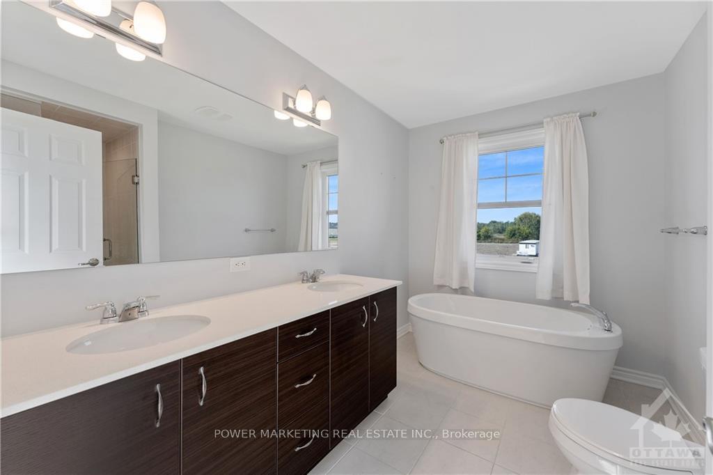 Photo 18 of 301 Sweetclover Way, Ottawa, Avalon West — HOMEH