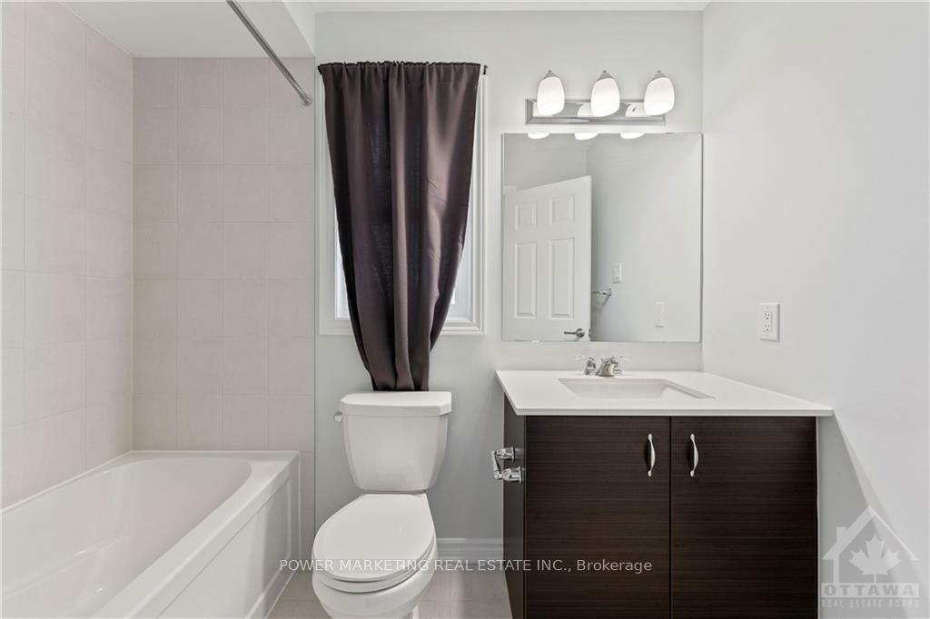 Photo 24 of 301 Sweetclover Way, Ottawa, Avalon West — HOMEH