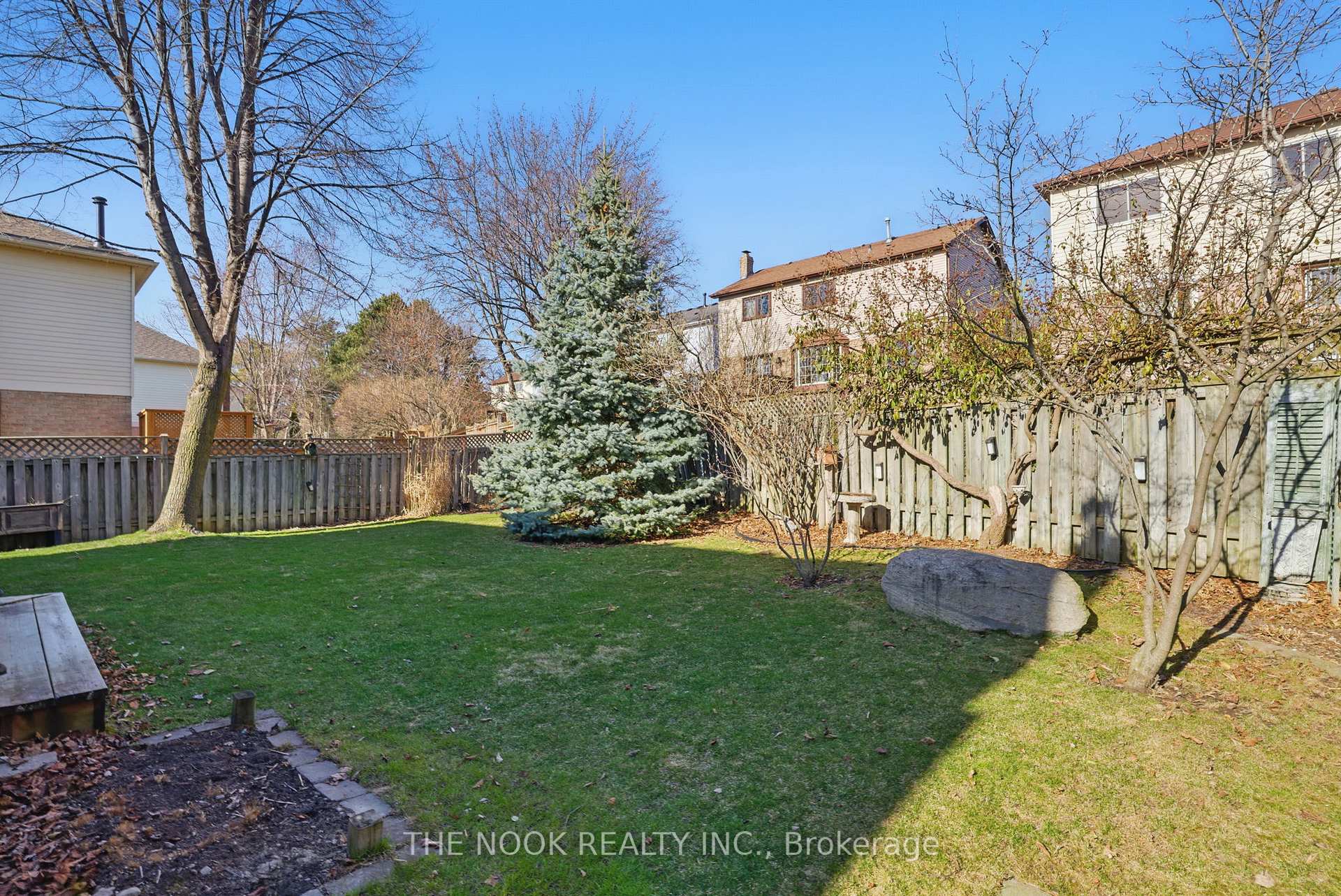 Photo 48 of 68 Lowder Place, Whitby, Blue Grass Meadows — HOMEH