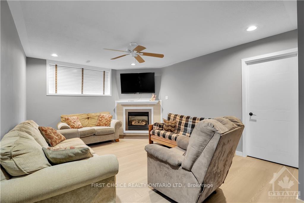 Photo 15 of 641 Casabella Drive, Ottawa, Avalon East — HOMEH