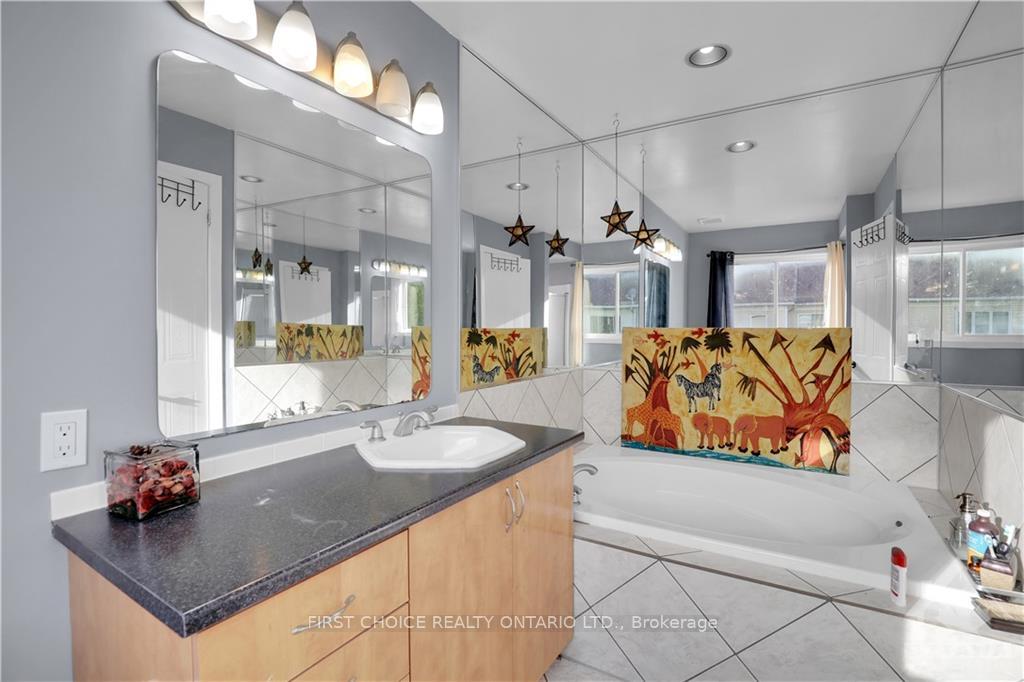 Photo 18 of 641 Casabella Drive, Ottawa, Avalon East — HOMEH
