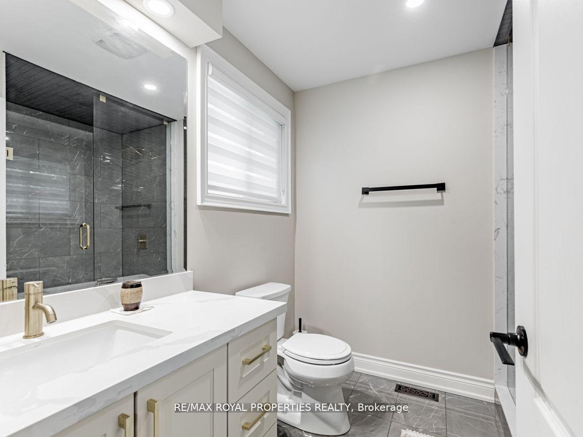 Photo 24 of 576 Bickle Drive, Oshawa, Northwood — HOMEH