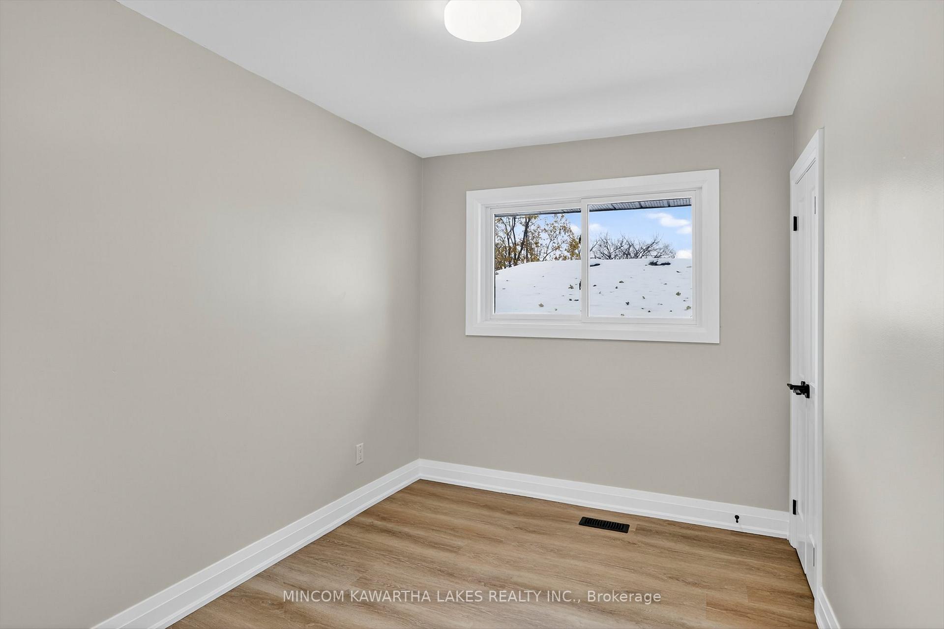 Photo 25 of 152 Langton Street, Peterborough, Northcrest Ward 5 — HOMEH