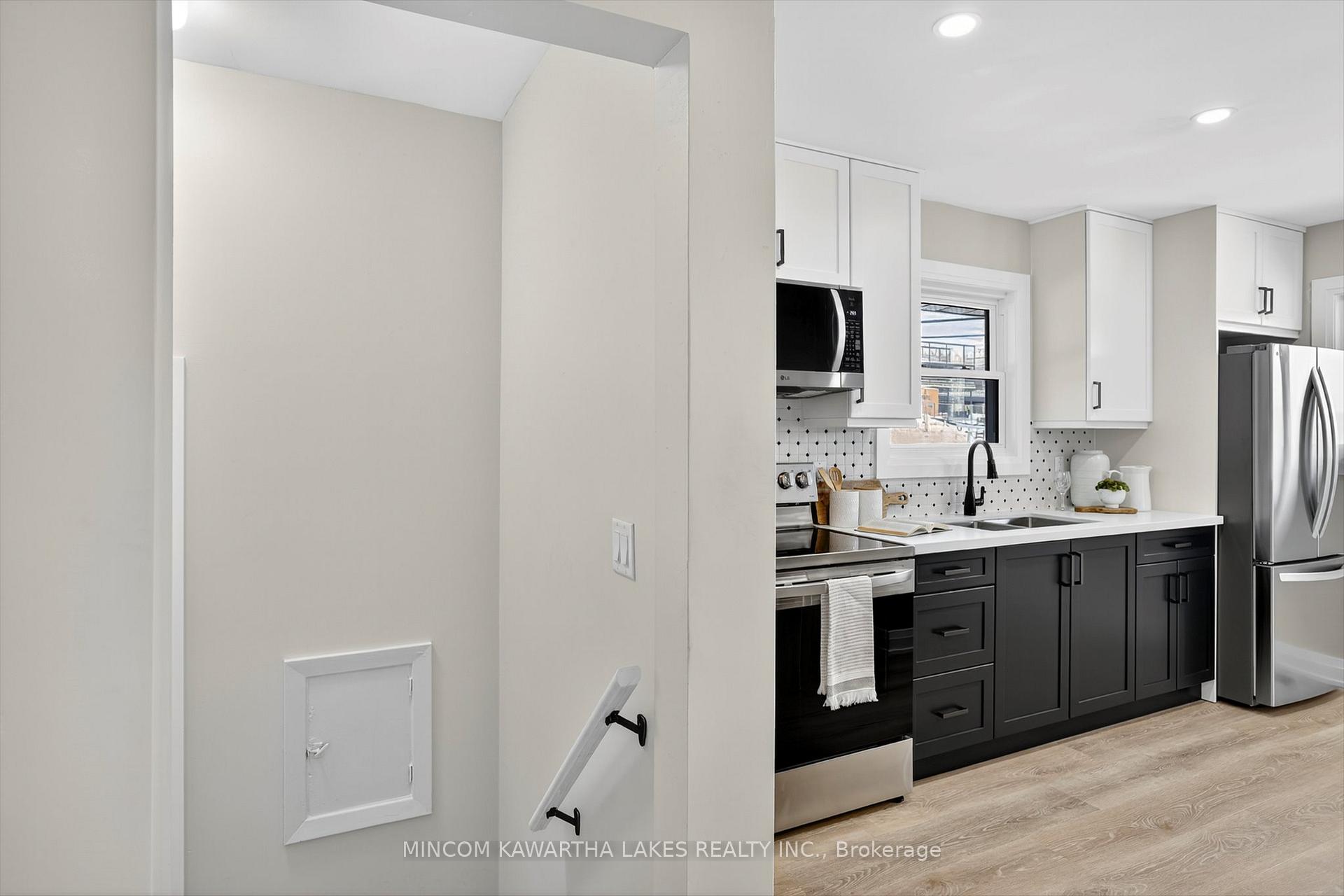 Photo 27 of 152 Langton Street, Peterborough, Northcrest Ward 5 — HOMEH