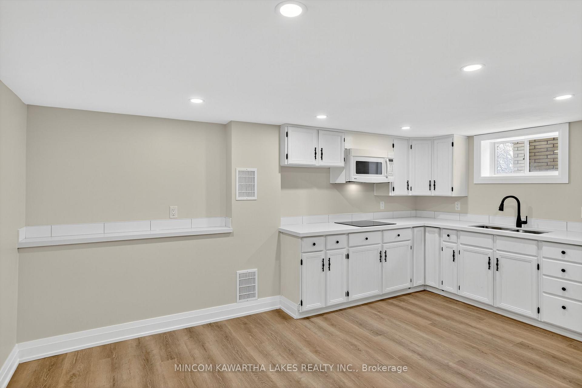 Photo 33 of 152 Langton Street, Peterborough, Northcrest Ward 5 — HOMEH