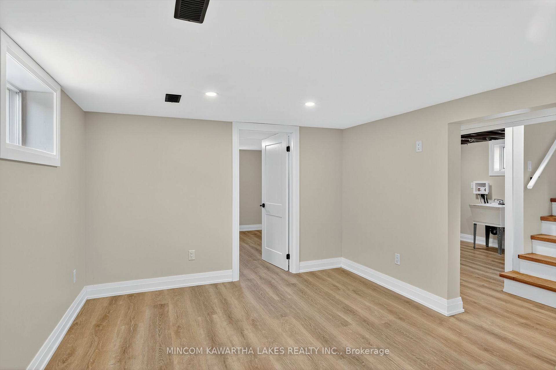 Photo 36 of 152 Langton Street, Peterborough, Northcrest Ward 5 — HOMEH