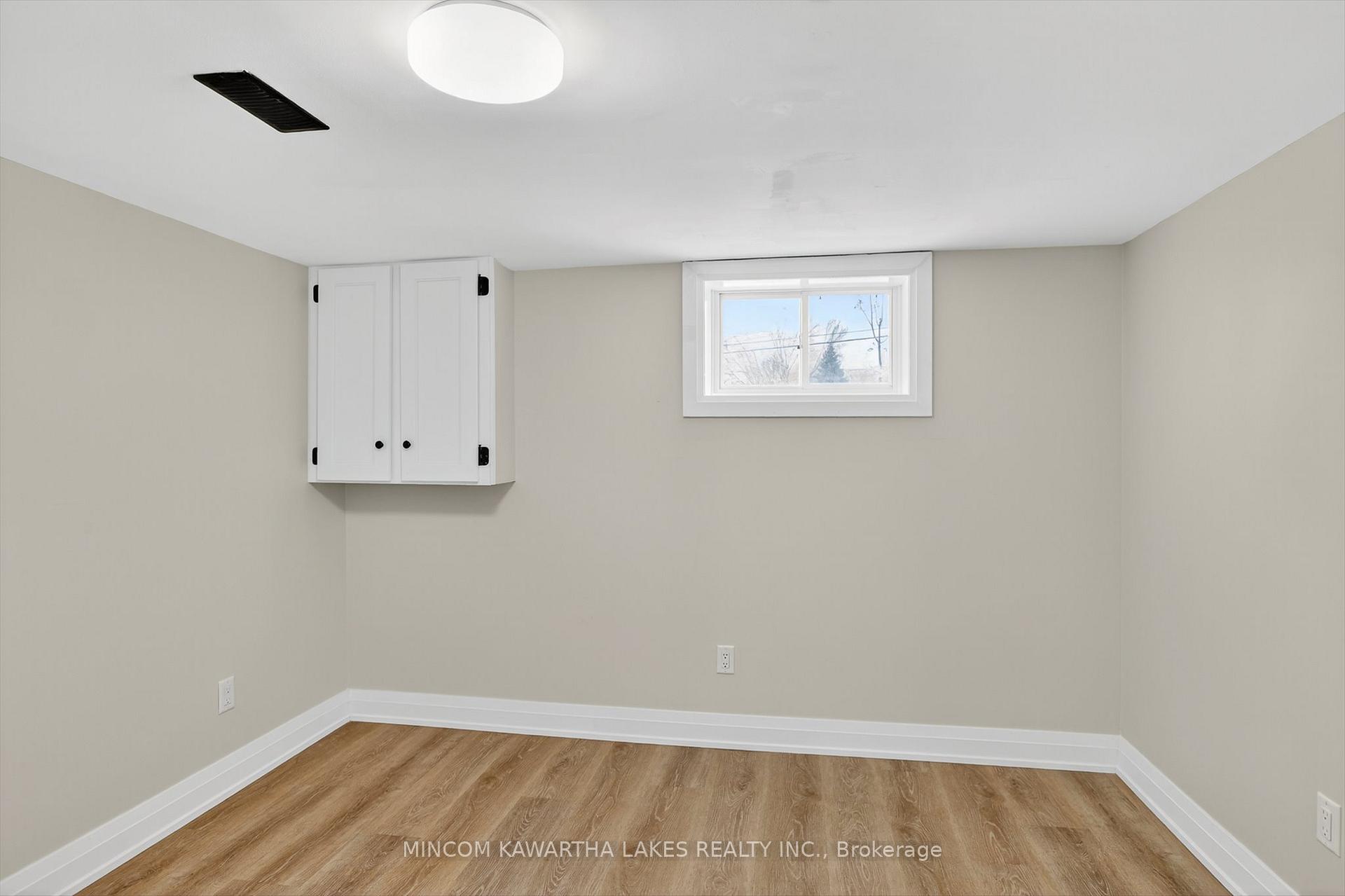 Photo 37 of 152 Langton Street, Peterborough, Northcrest Ward 5 — HOMEH
