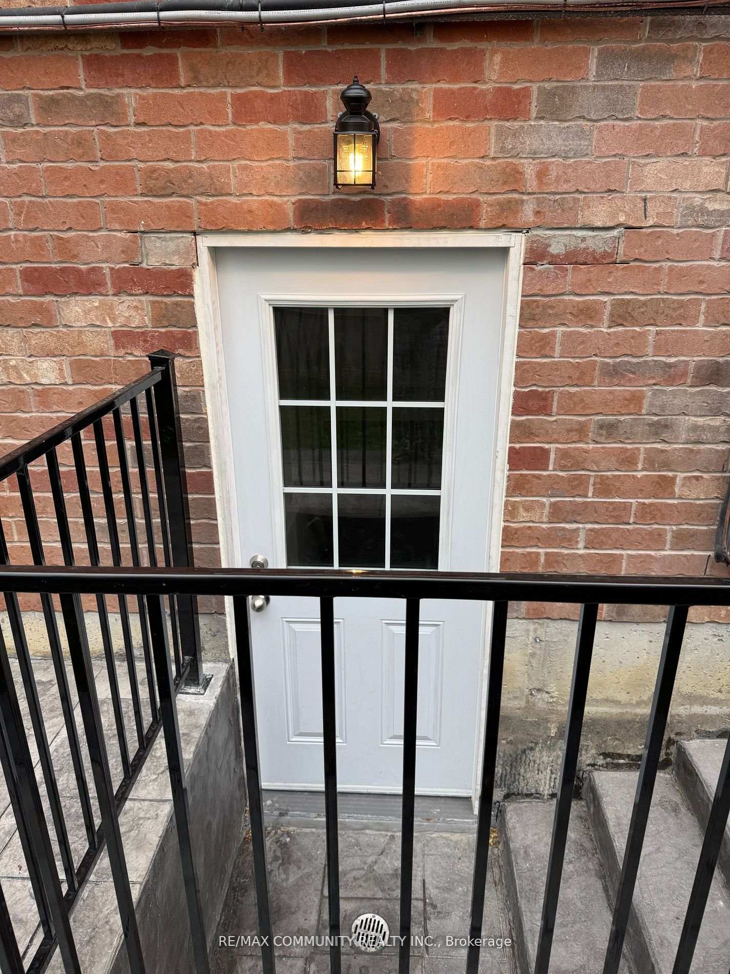 Photo 4 of 33 Decourcy-Ireland Circle, Ajax, Northeast Ajax — HOMEH