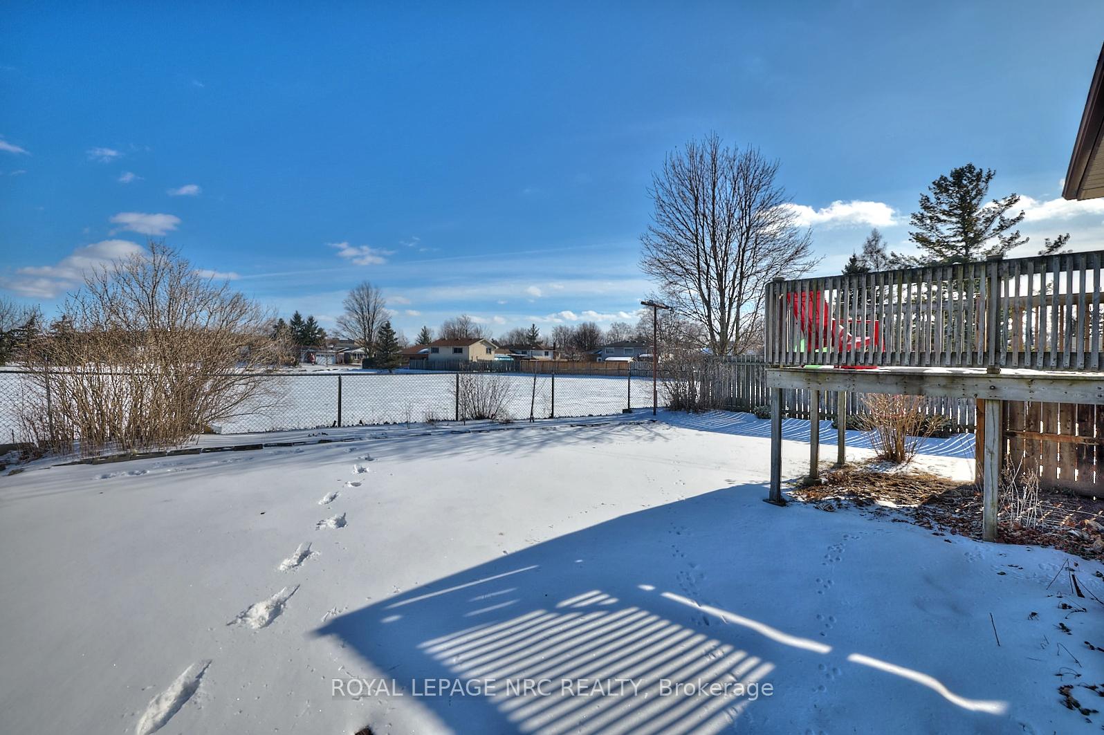 Photo 3 of 99 Page Drive, Welland, N. Welland — HOMEH