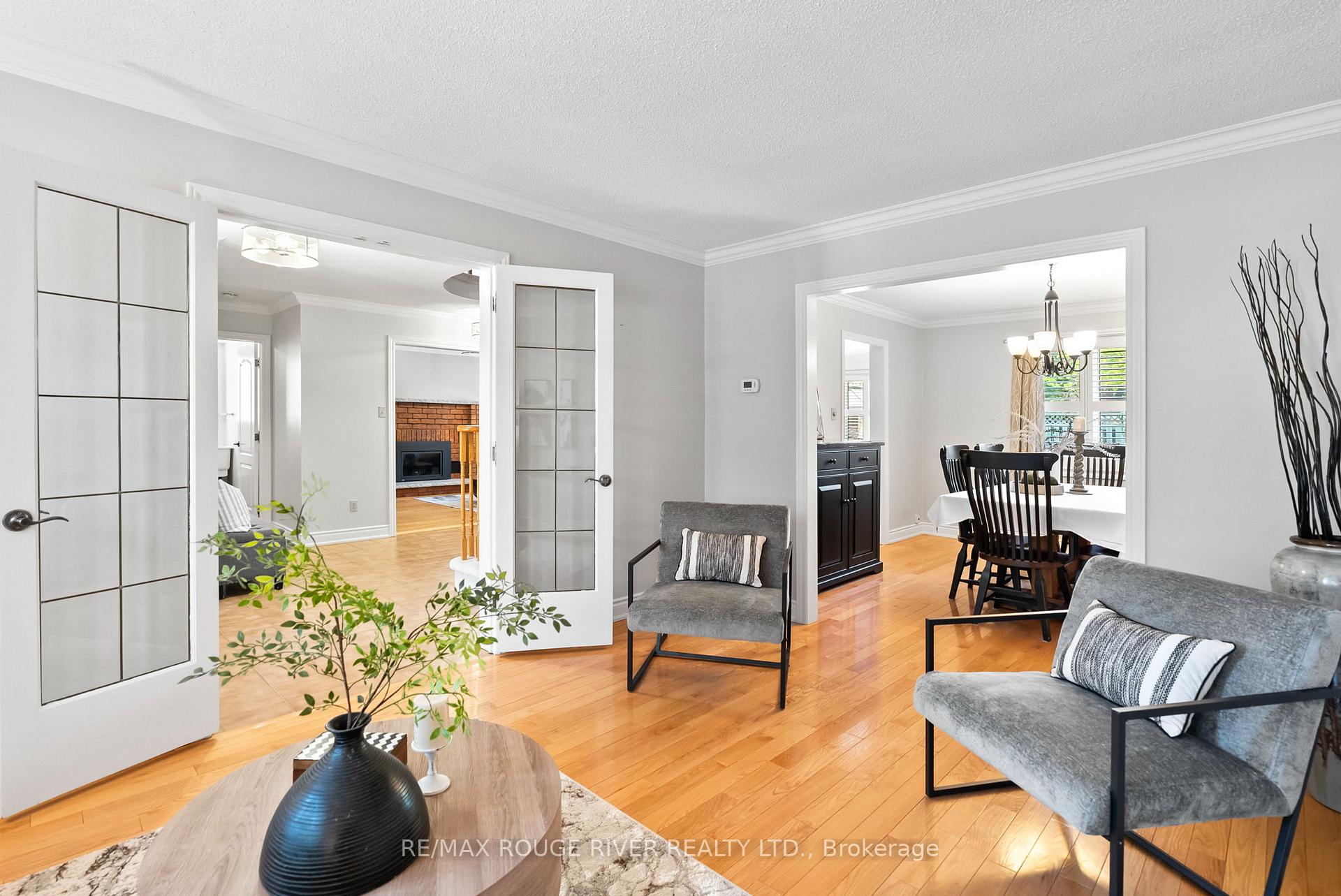 Photo 6 of 23 William Stephenson Drive, Whitby, Blue Grass Meadows — HOMEH