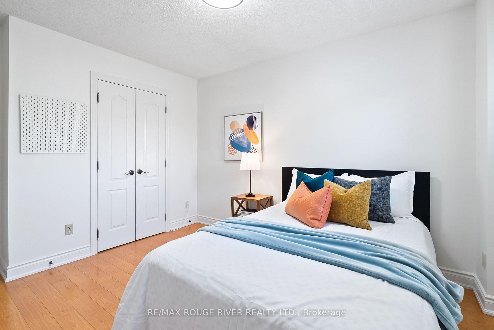 Photo 25 of 23 William Stephenson Drive, Whitby, Blue Grass Meadows — HOMEH