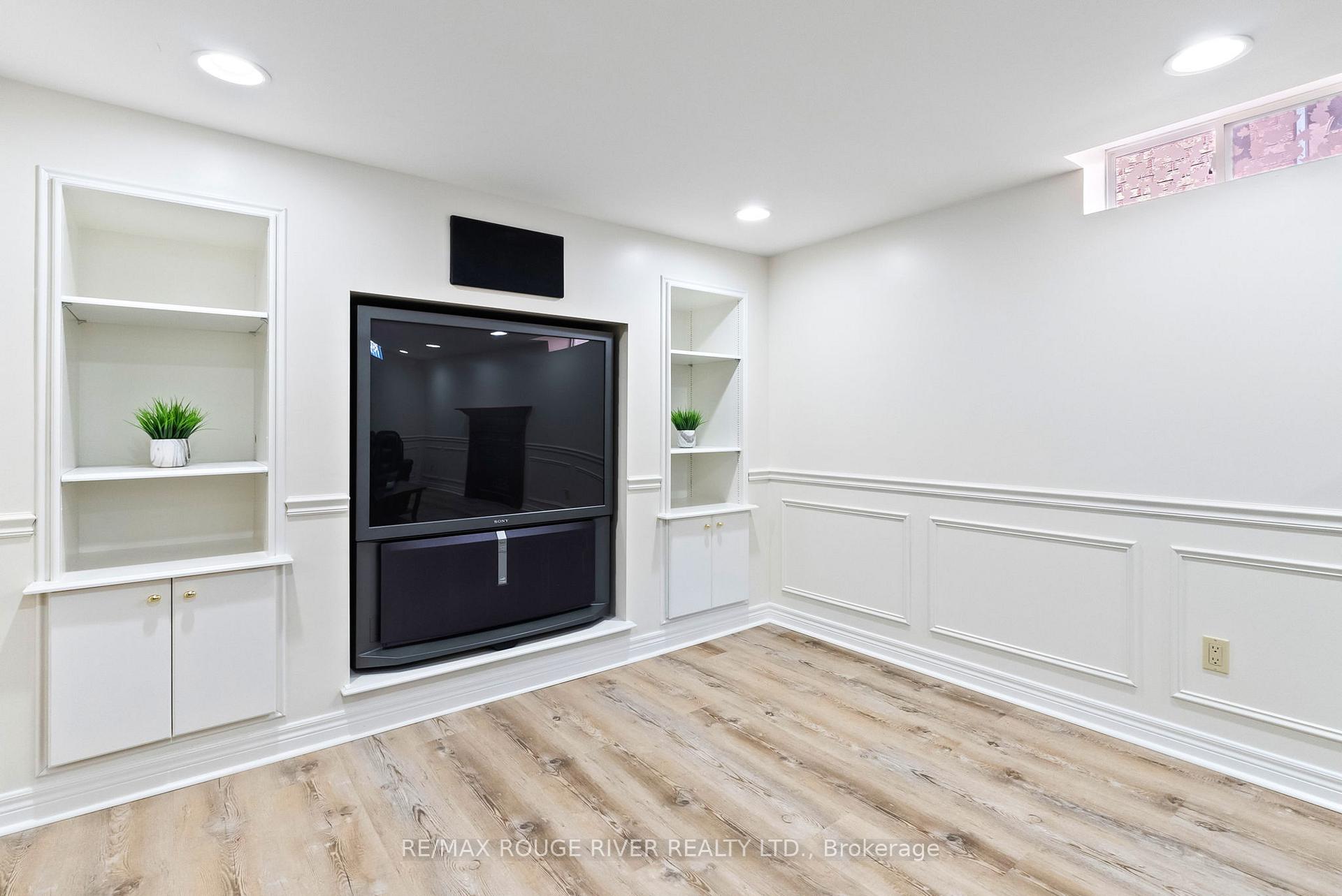 Photo 34 of 23 William Stephenson Drive, Whitby, Blue Grass Meadows — HOMEH