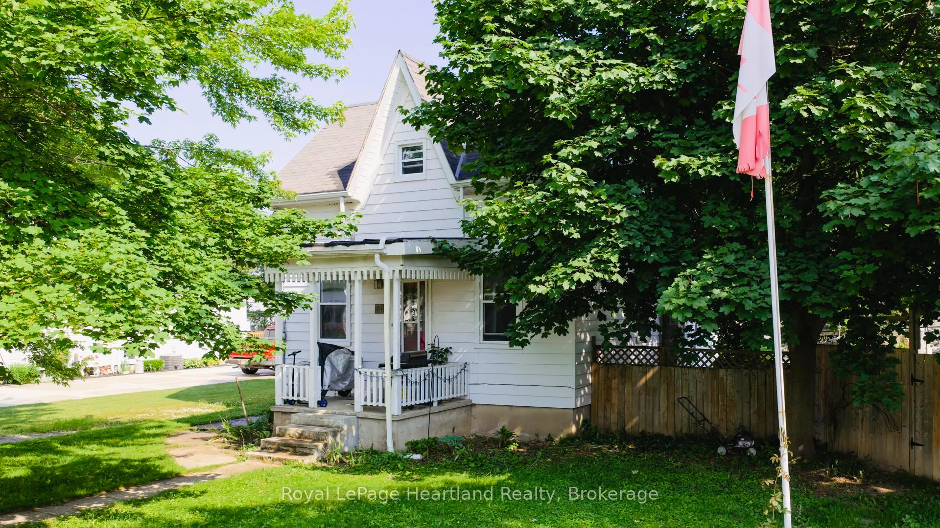 Photo 1 of 88 Richmond Street N, Bluewater, Hensall — HOMEH