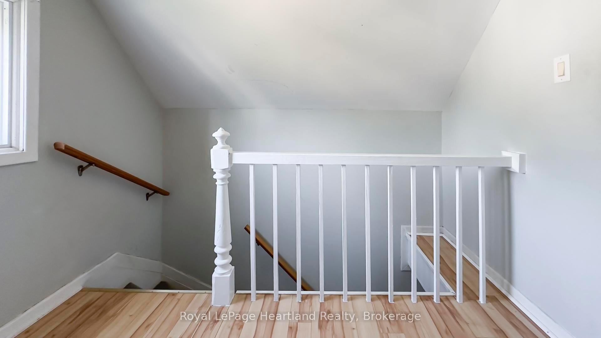 Photo 25 of 88 Richmond Street N, Bluewater, Hensall — HOMEH