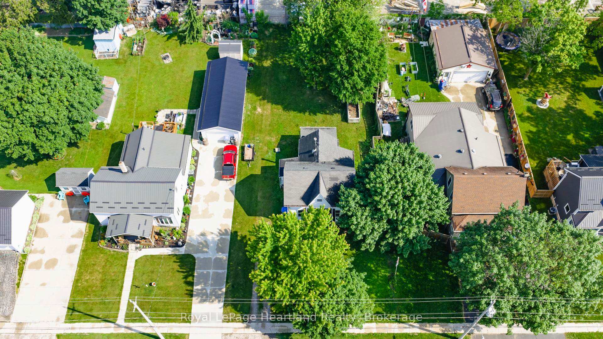 Photo 35 of 88 Richmond Street N, Bluewater, Hensall — HOMEH