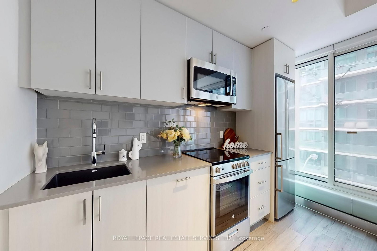Photo 7 of Unit 310, 1195 The Queensway, Etobicoke, Islington-City Centre West — HOMEH