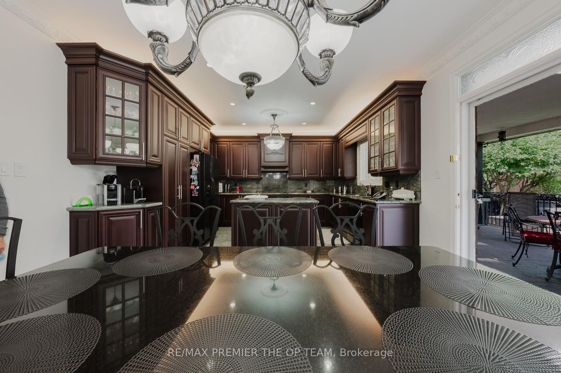 Photo 15 of 159 Woolacott Road, Vaughan, East Woodbridge — HOMEH