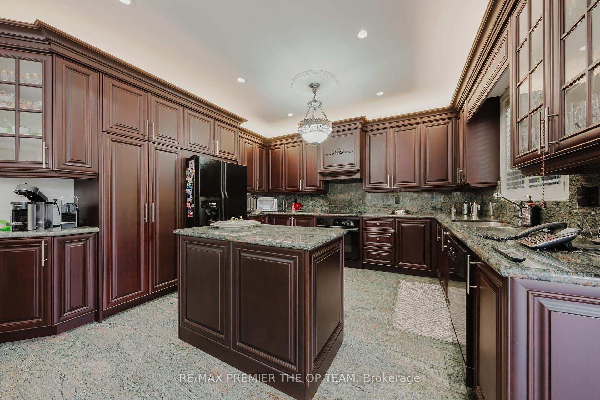 Photo 16 of 159 Woolacott Road, Vaughan, East Woodbridge — HOMEH