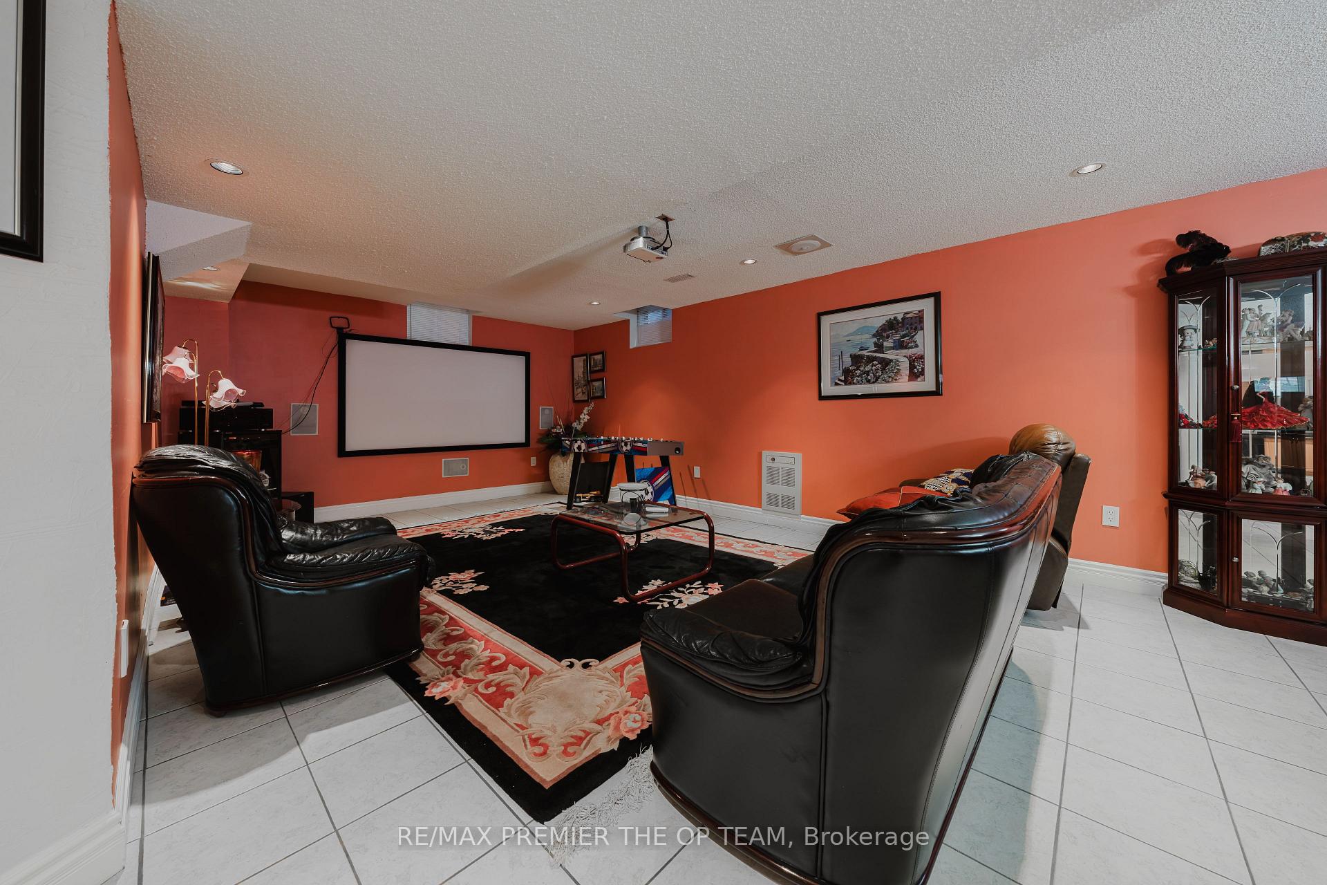 Photo 35 of 159 Woolacott Road, Vaughan, East Woodbridge — HOMEH