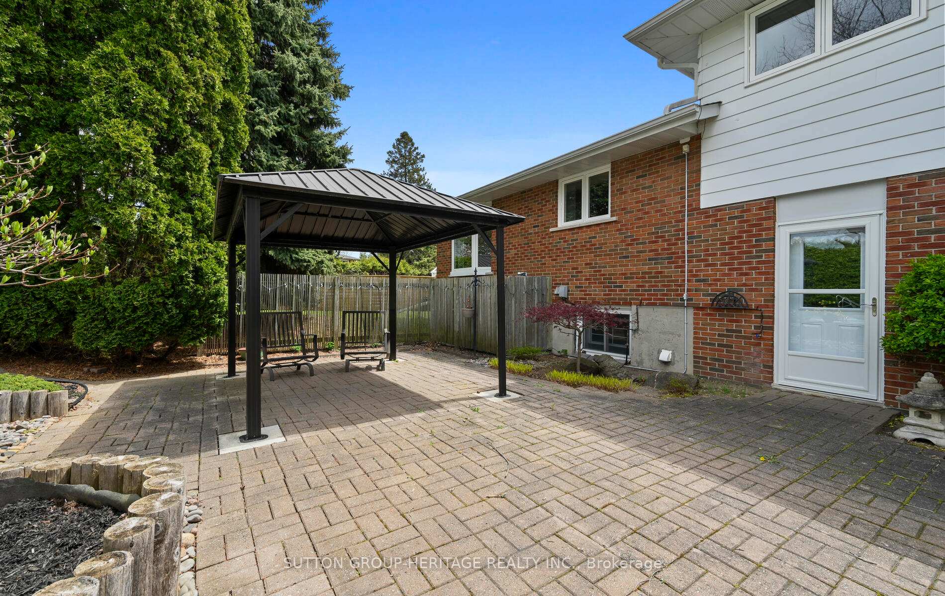 Photo 34 of 245 Ascot Court, Oshawa, Eastdale — HOMEH