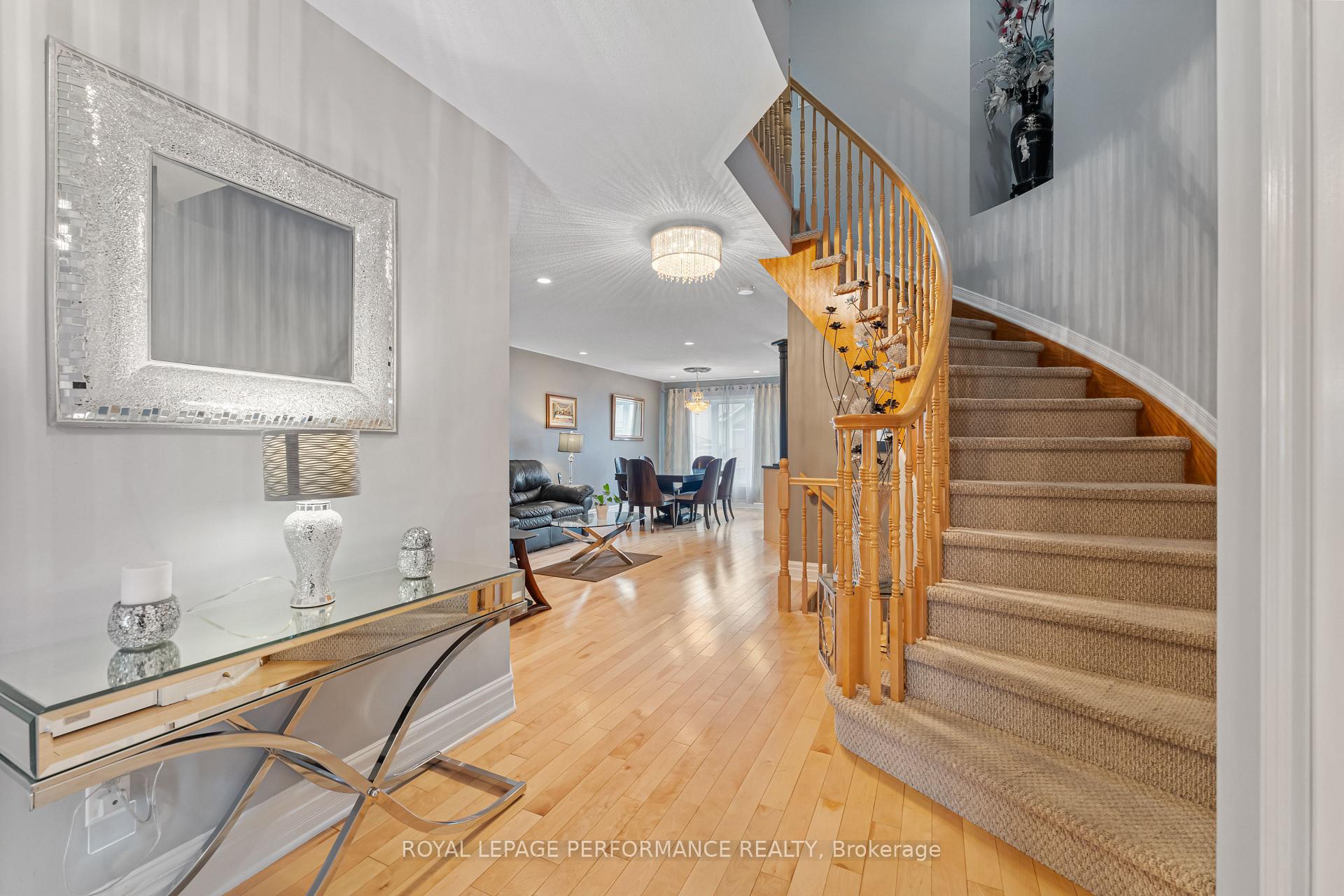 Photo 4 of 514 Louis Toscano Drive, Ottawa, Avalon East — HOMEH
