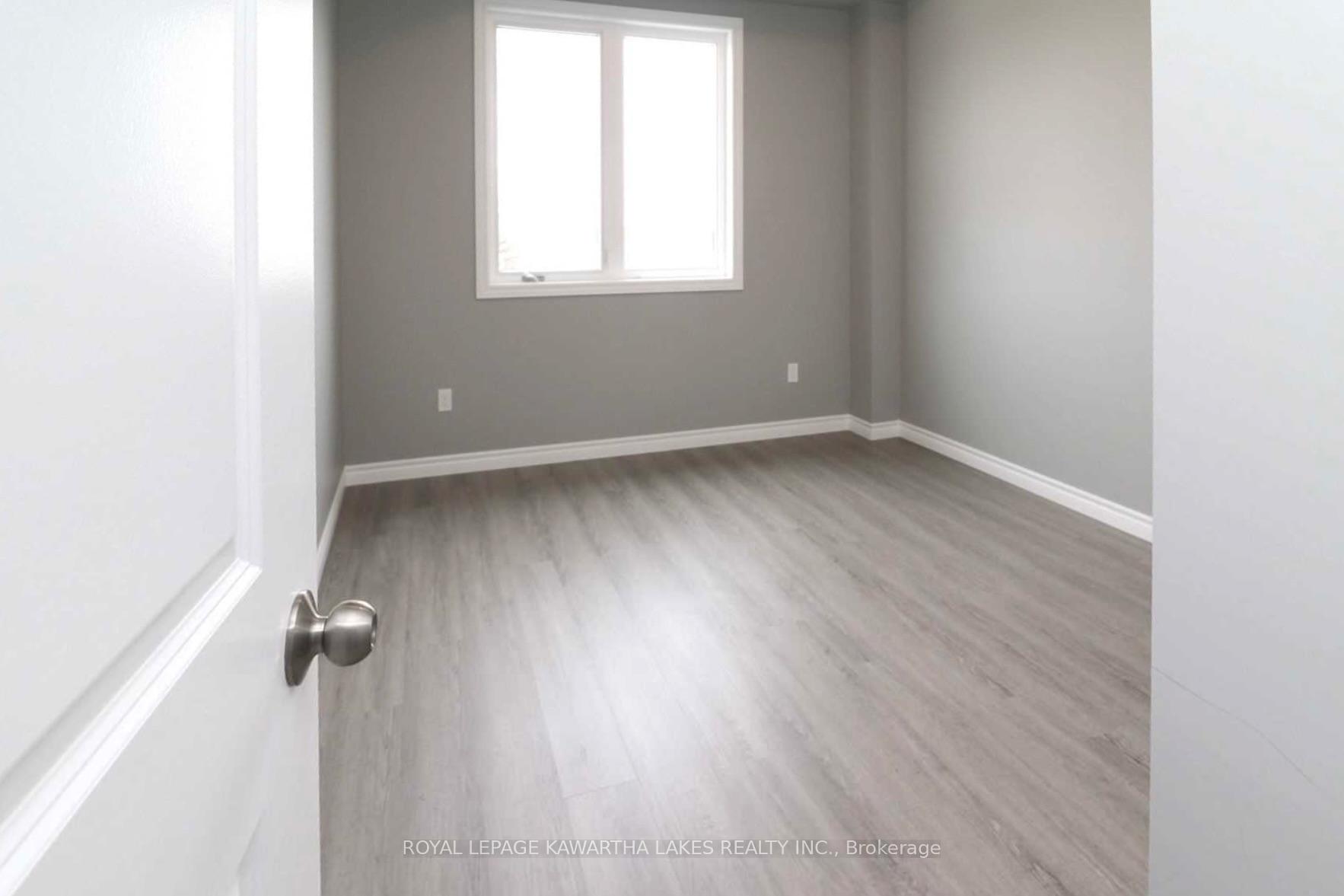Photo 8 of Unit Unit, 448 Osborne Street, Brock, Beaverton — HOMEH