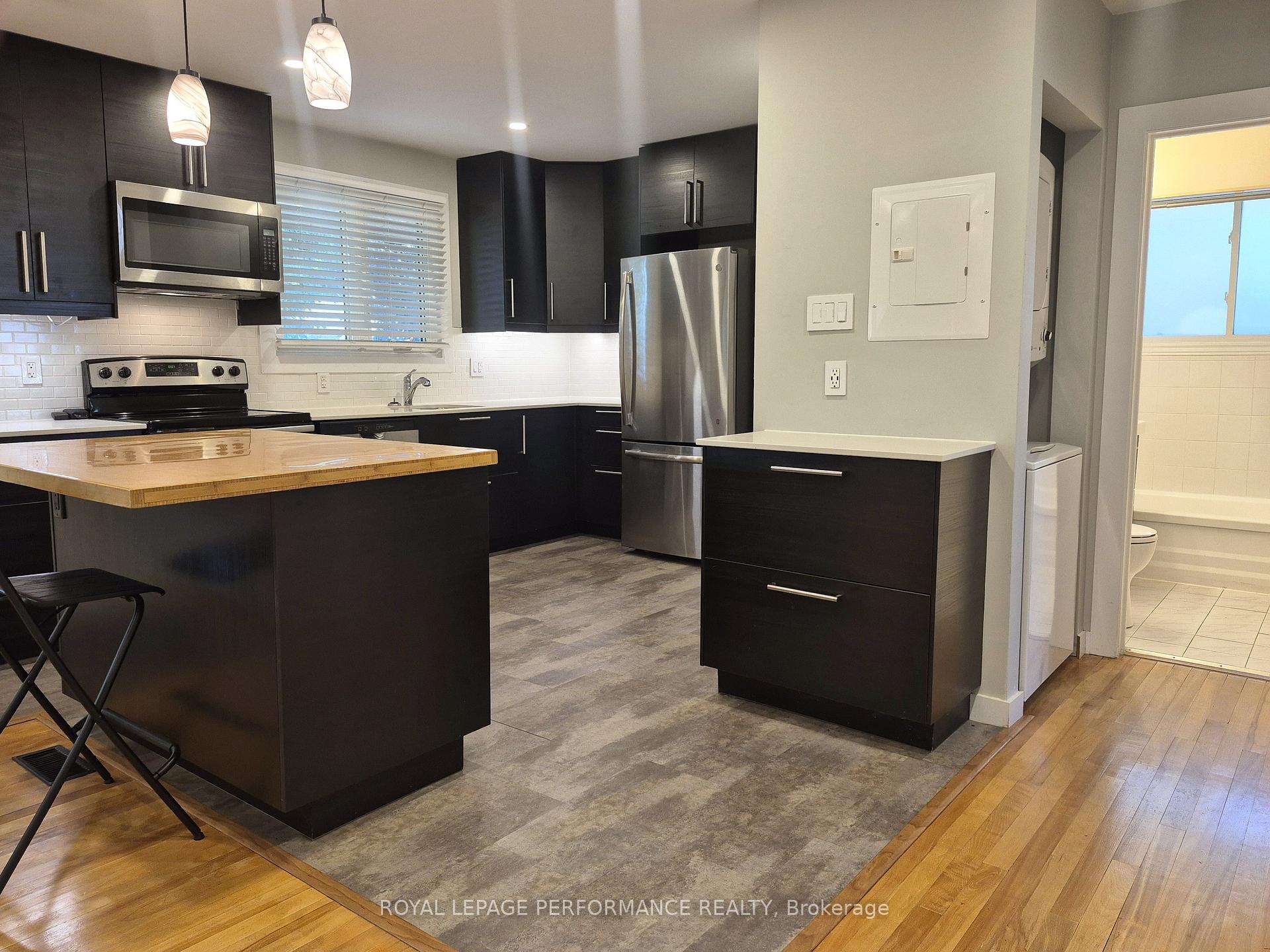 Photo 22 of Unit A, 2529 Roman Avenue, Ottawa, Queensway Terrace North — HOMEH
