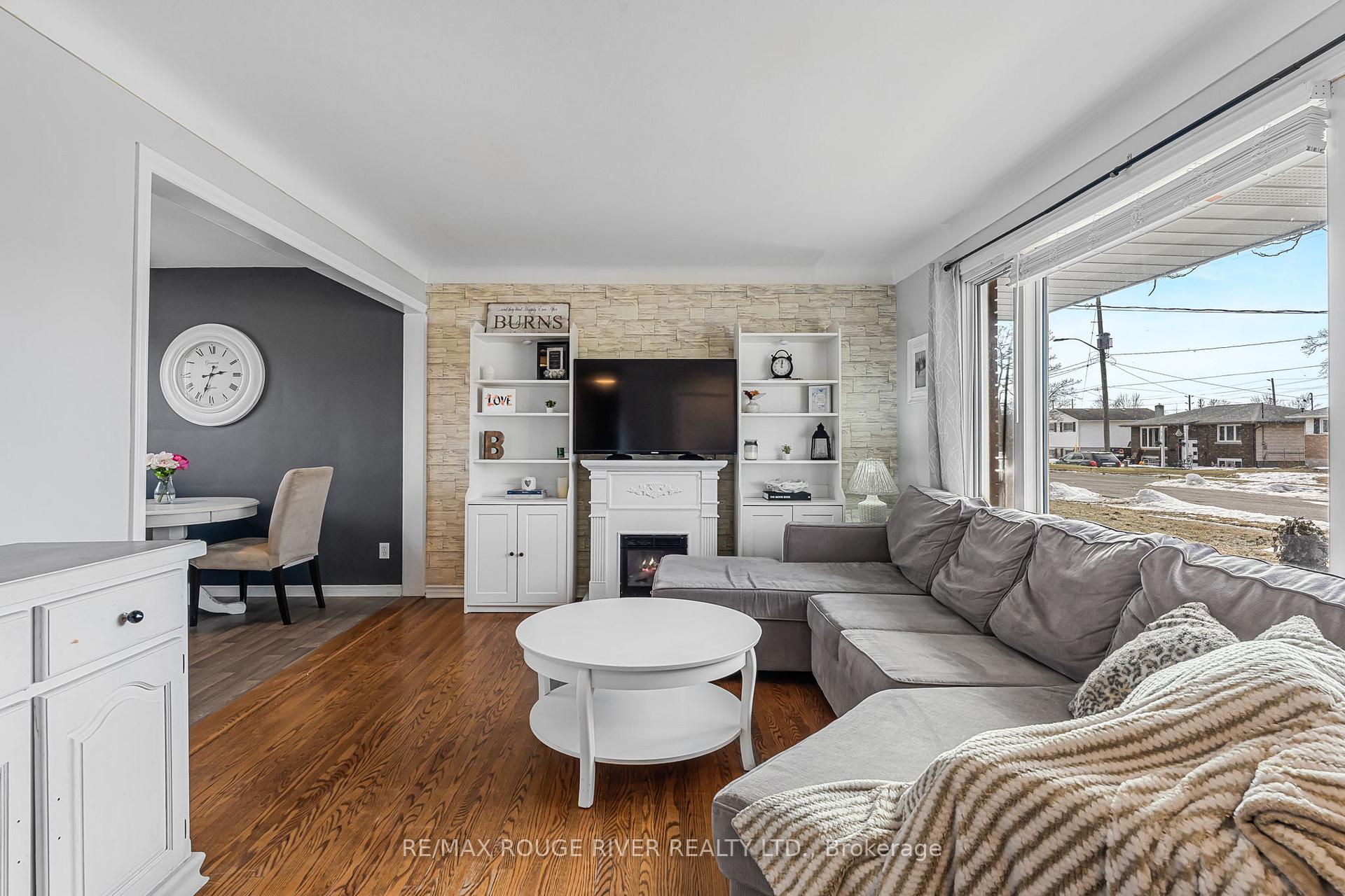 Photo 4 of 55 Grange Avenue, Welland, Lincoln/Crowland — HOMEH