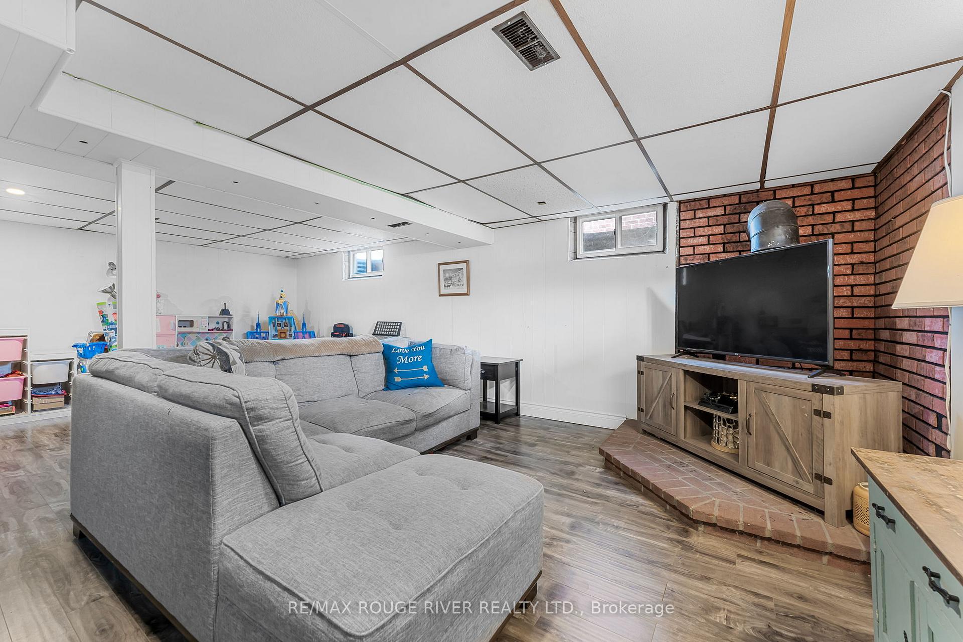 Photo 15 of 55 Grange Avenue, Welland, Lincoln/Crowland — HOMEH