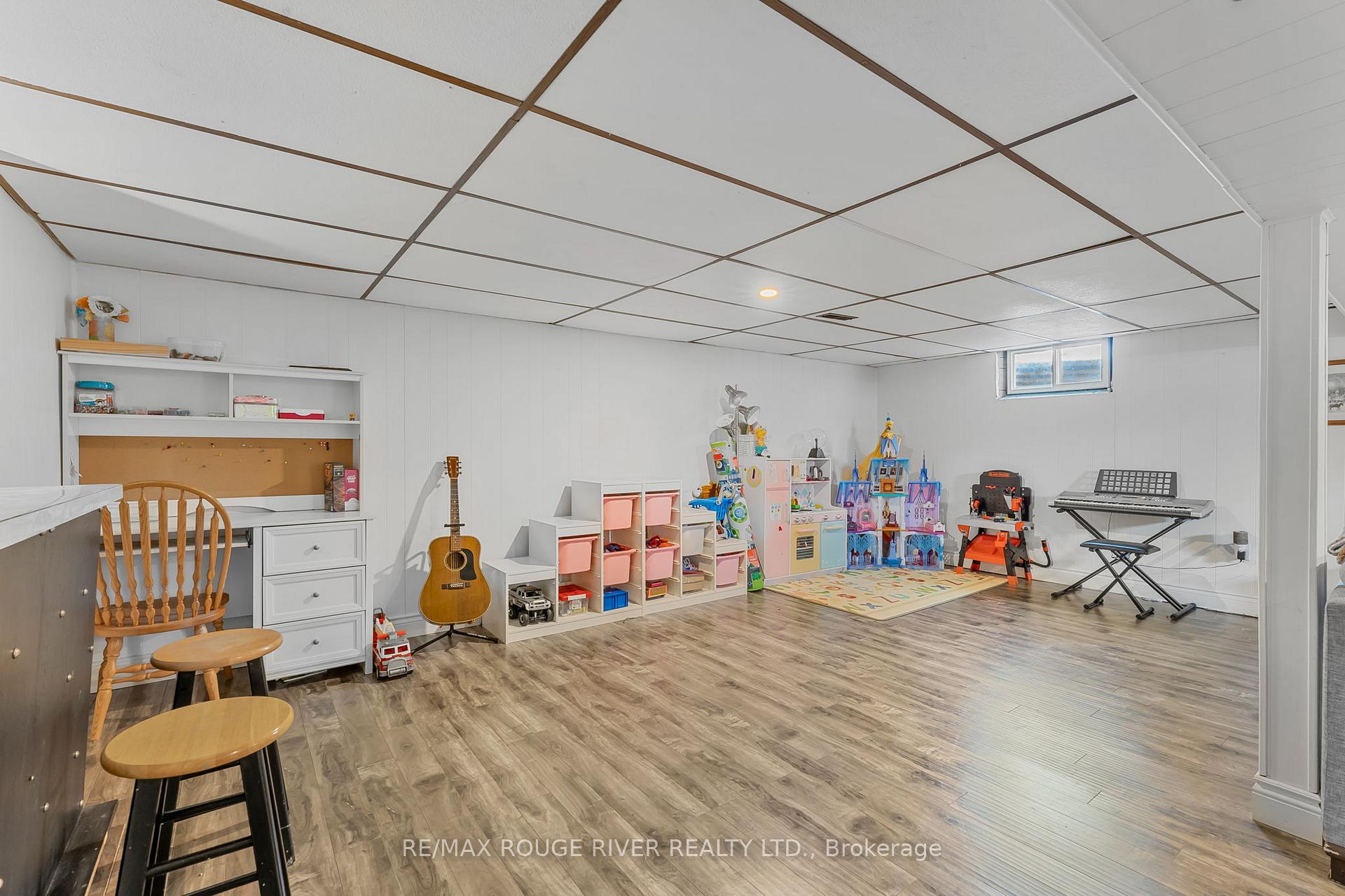 Photo 20 of 55 Grange Avenue, Welland, Lincoln/Crowland — HOMEH