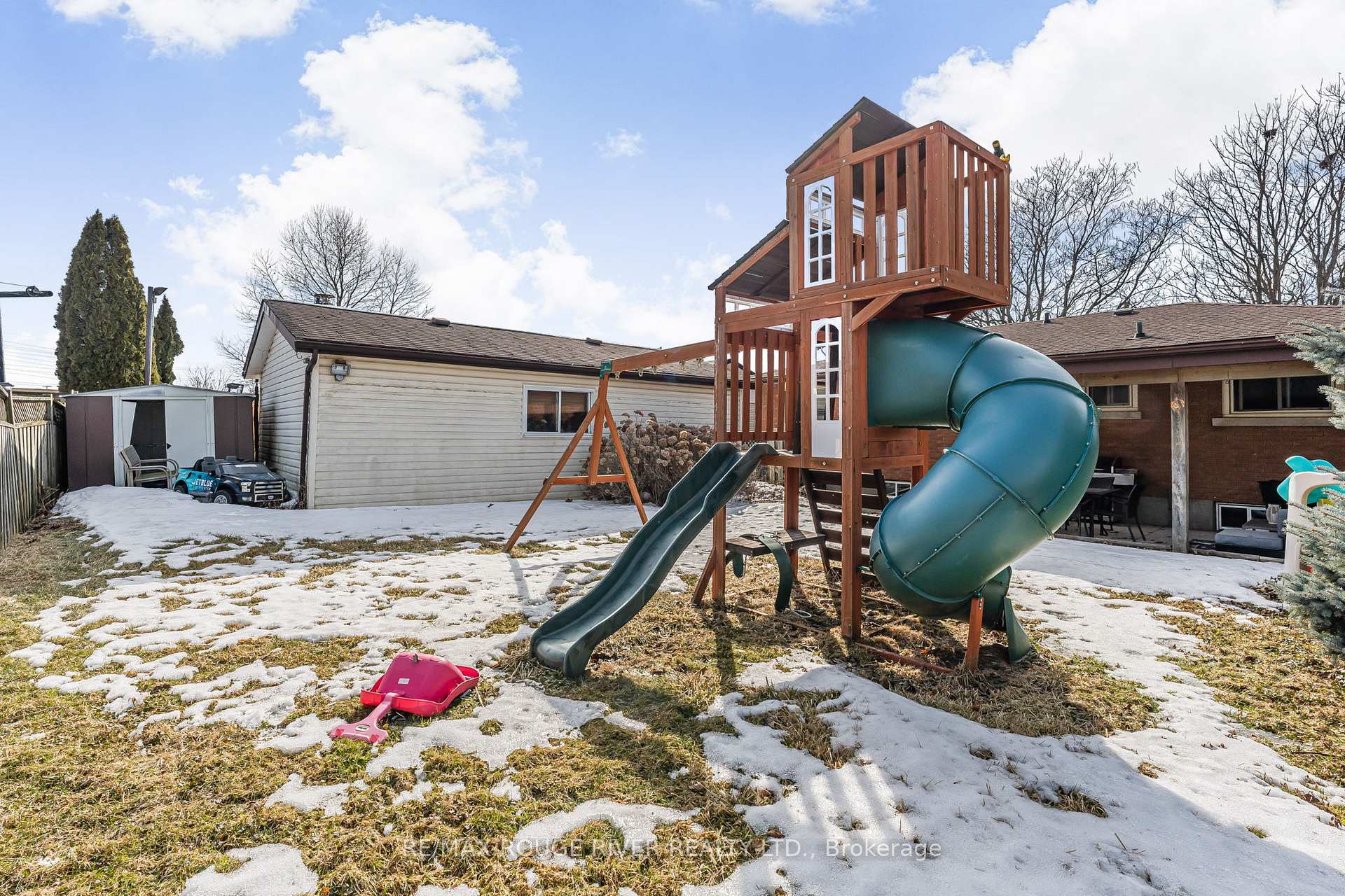 Photo 25 of 55 Grange Avenue, Welland, Lincoln/Crowland — HOMEH