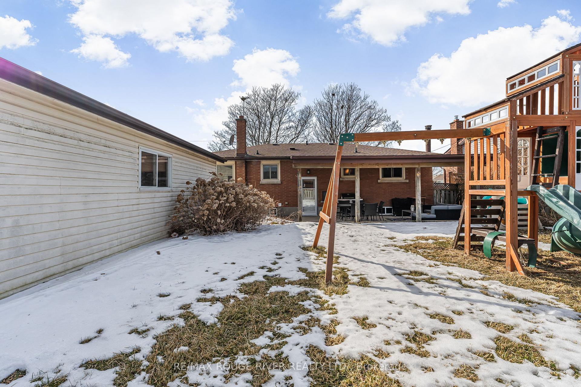 Photo 26 of 55 Grange Avenue, Welland, Lincoln/Crowland — HOMEH