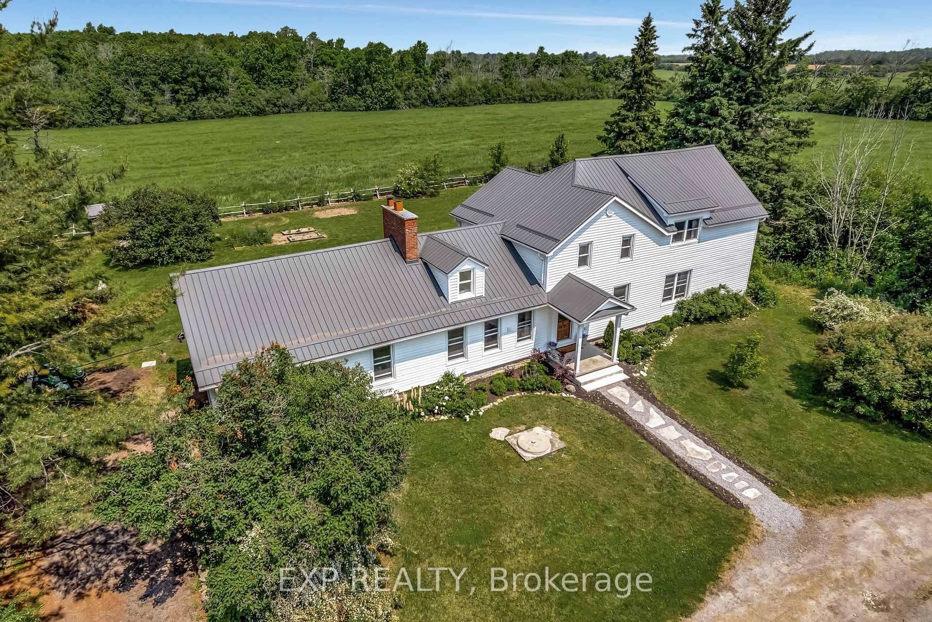 Front of 985 Melville Road