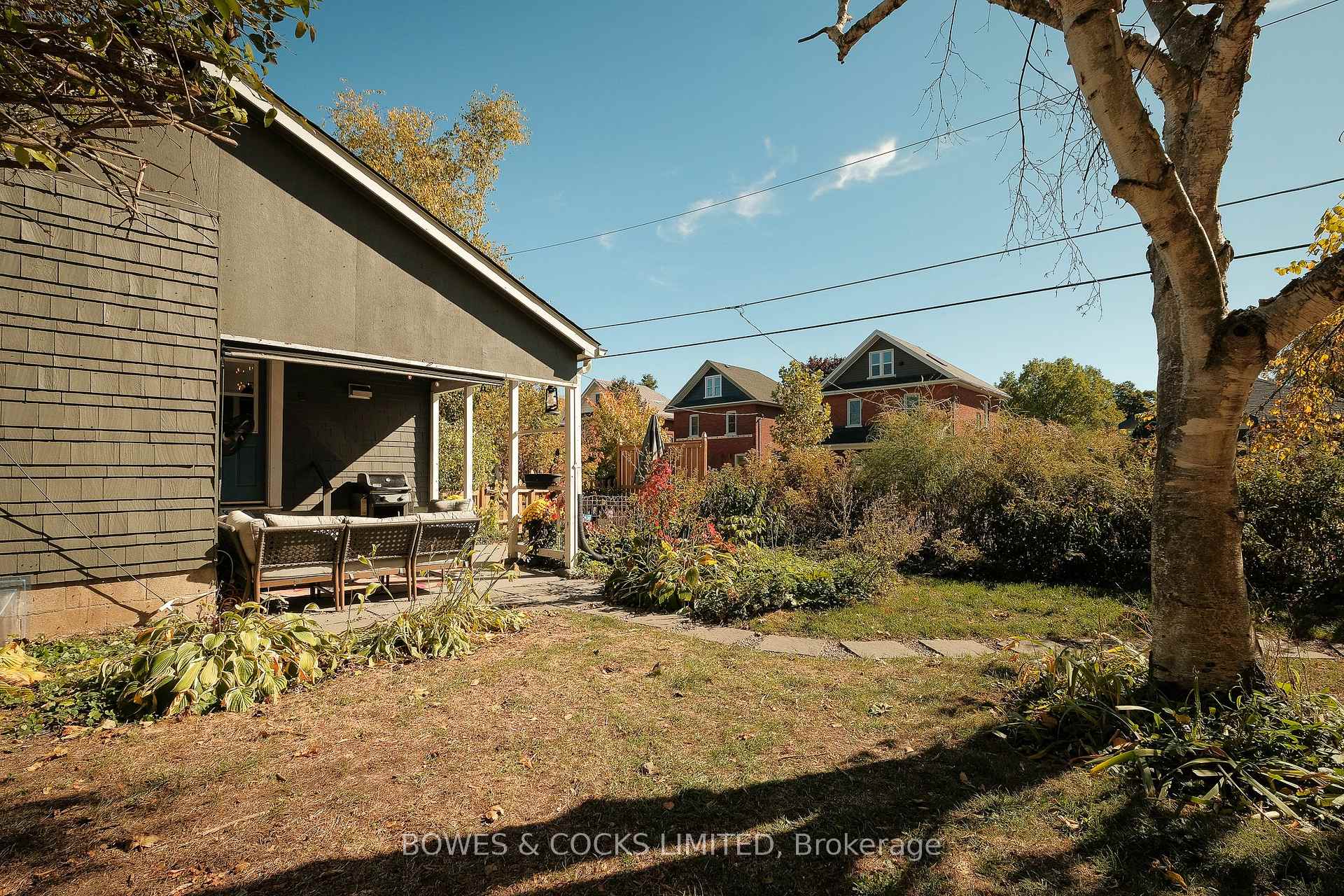 Photo 26 of 705 Young Street, Peterborough, Otonabee Ward 1 — HOMEH