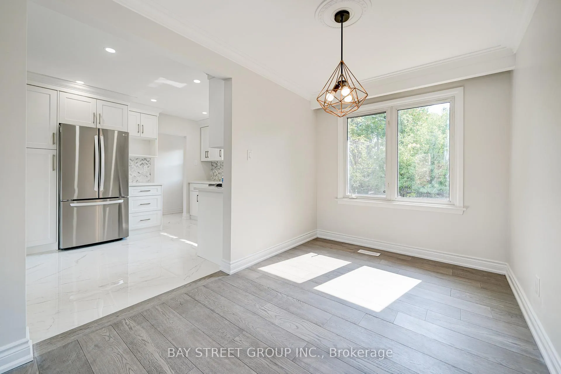 Photo 12 of 88 Miller Road, Oakville, College Park — HOMEH