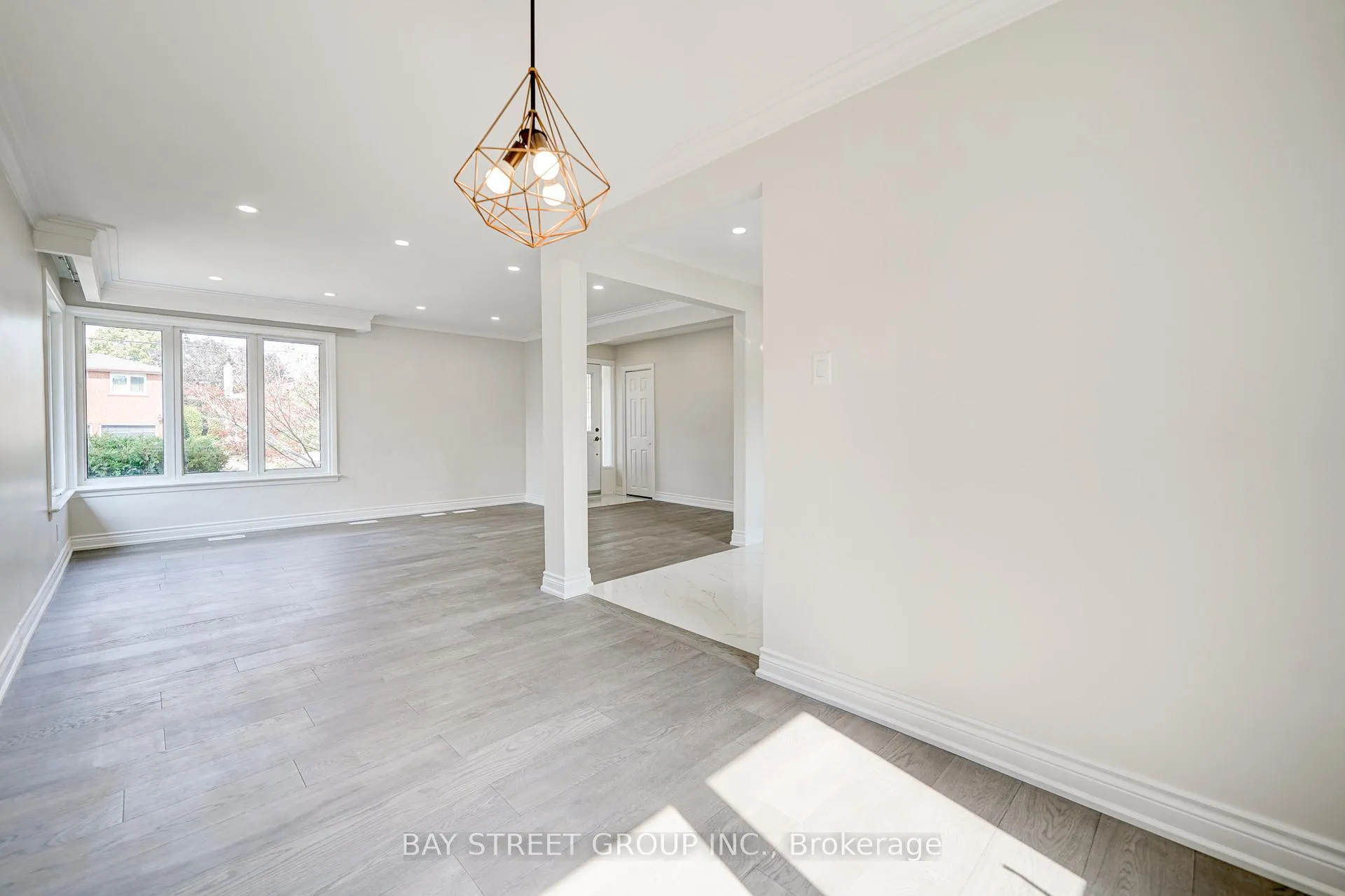 Photo 13 of 88 Miller Road, Oakville, College Park — HOMEH