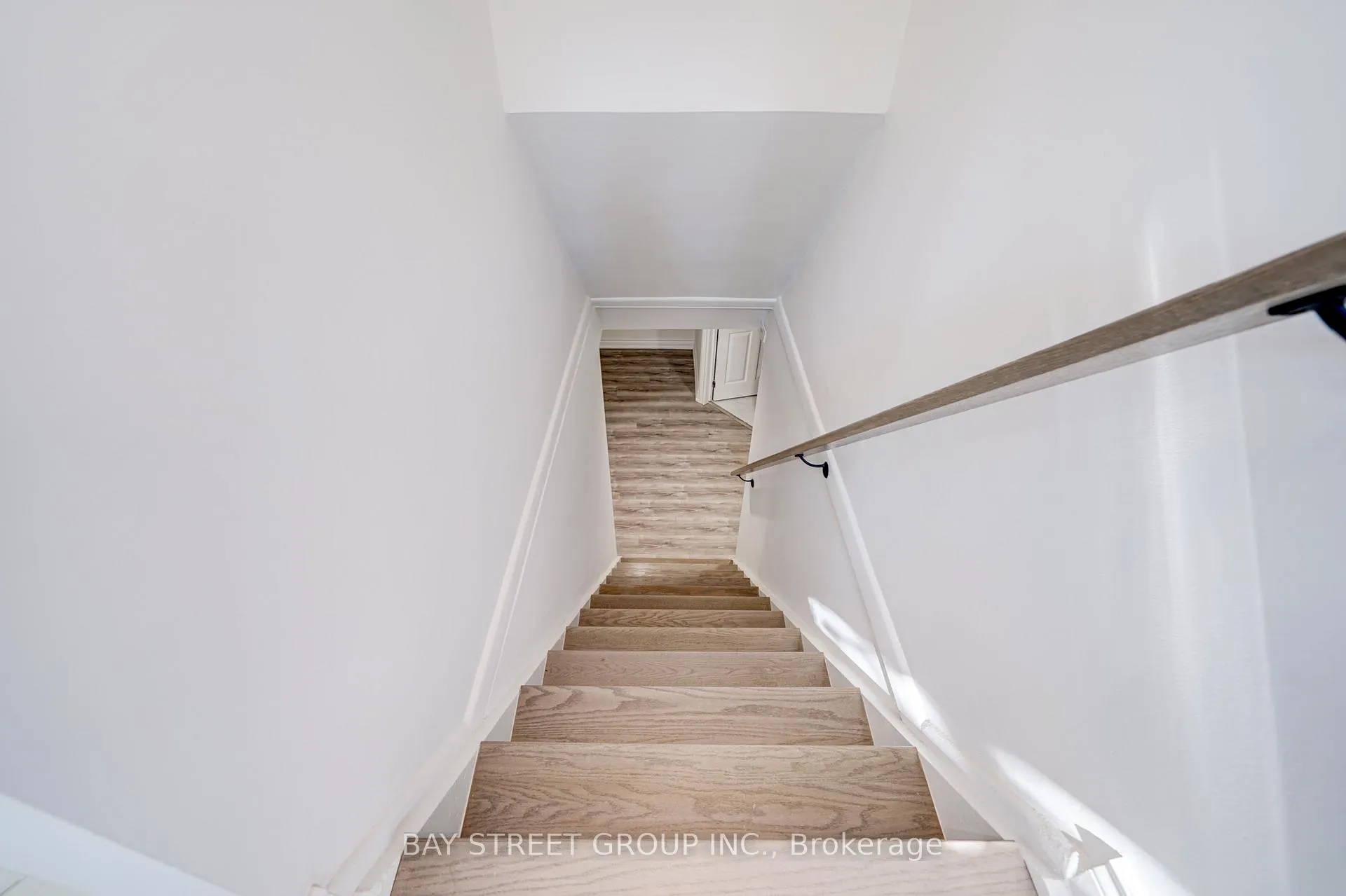 Photo 21 of 88 Miller Road, Oakville, College Park — HOMEH