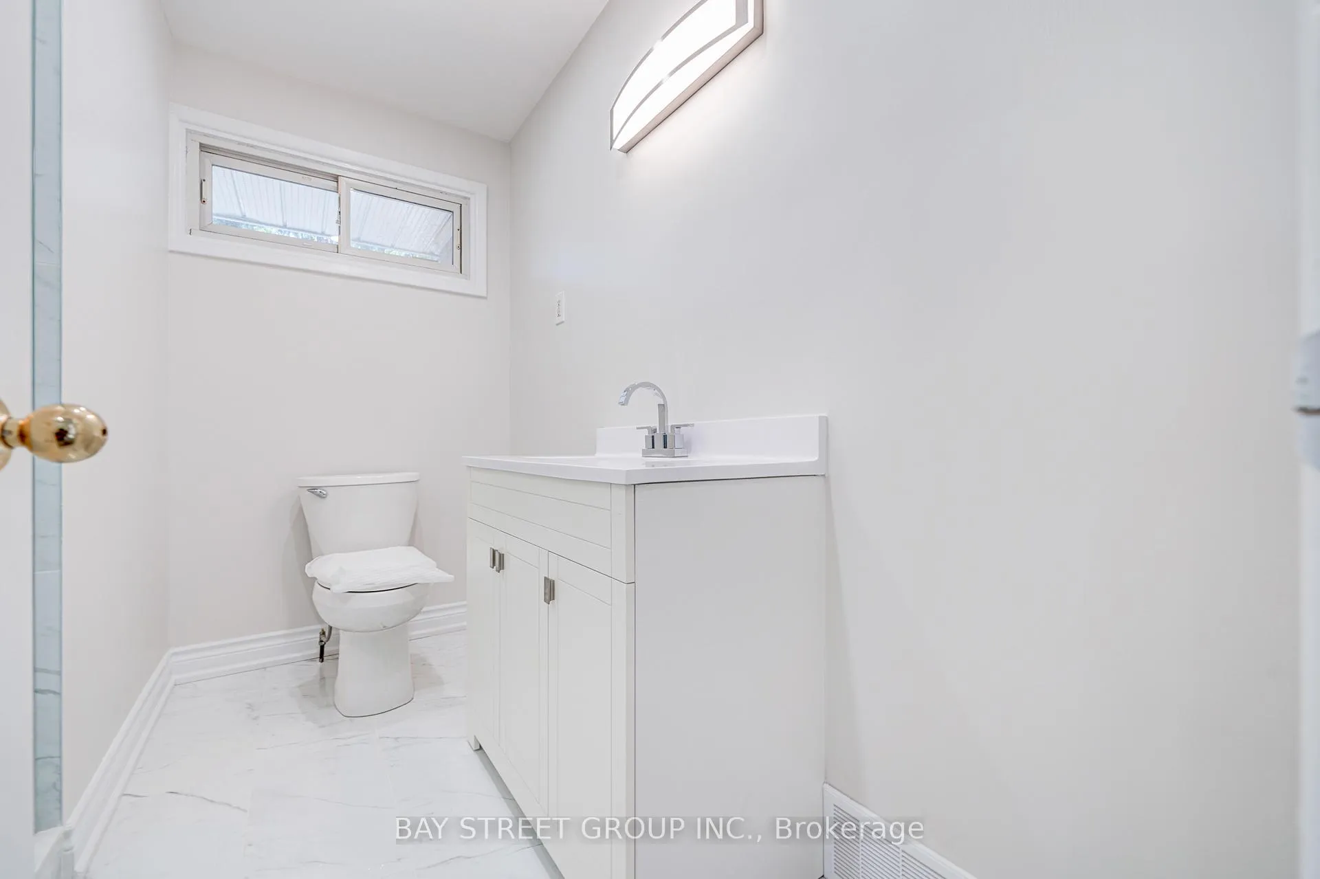 Photo 22 of 88 Miller Road, Oakville, College Park — HOMEH