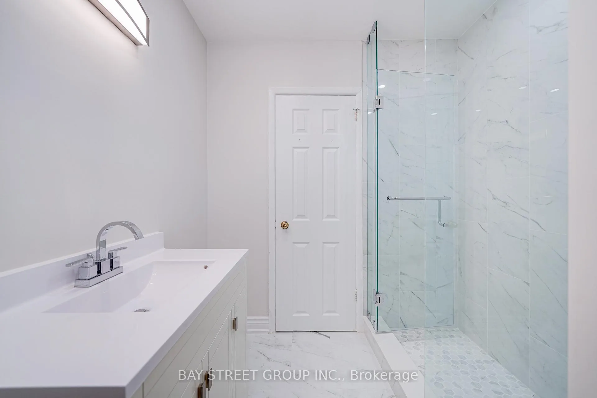 Photo 23 of 88 Miller Road, Oakville, College Park — HOMEH