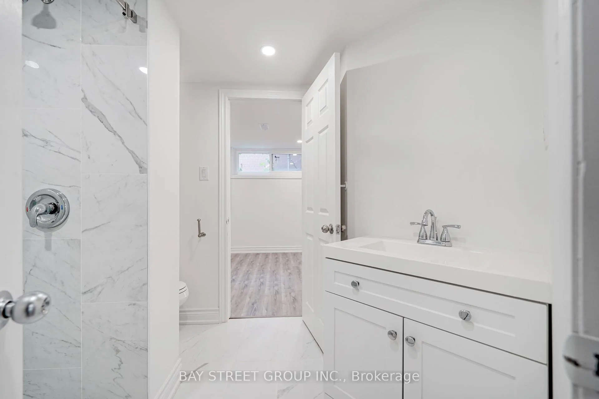 Photo 37 of 88 Miller Road, Oakville, College Park — HOMEH