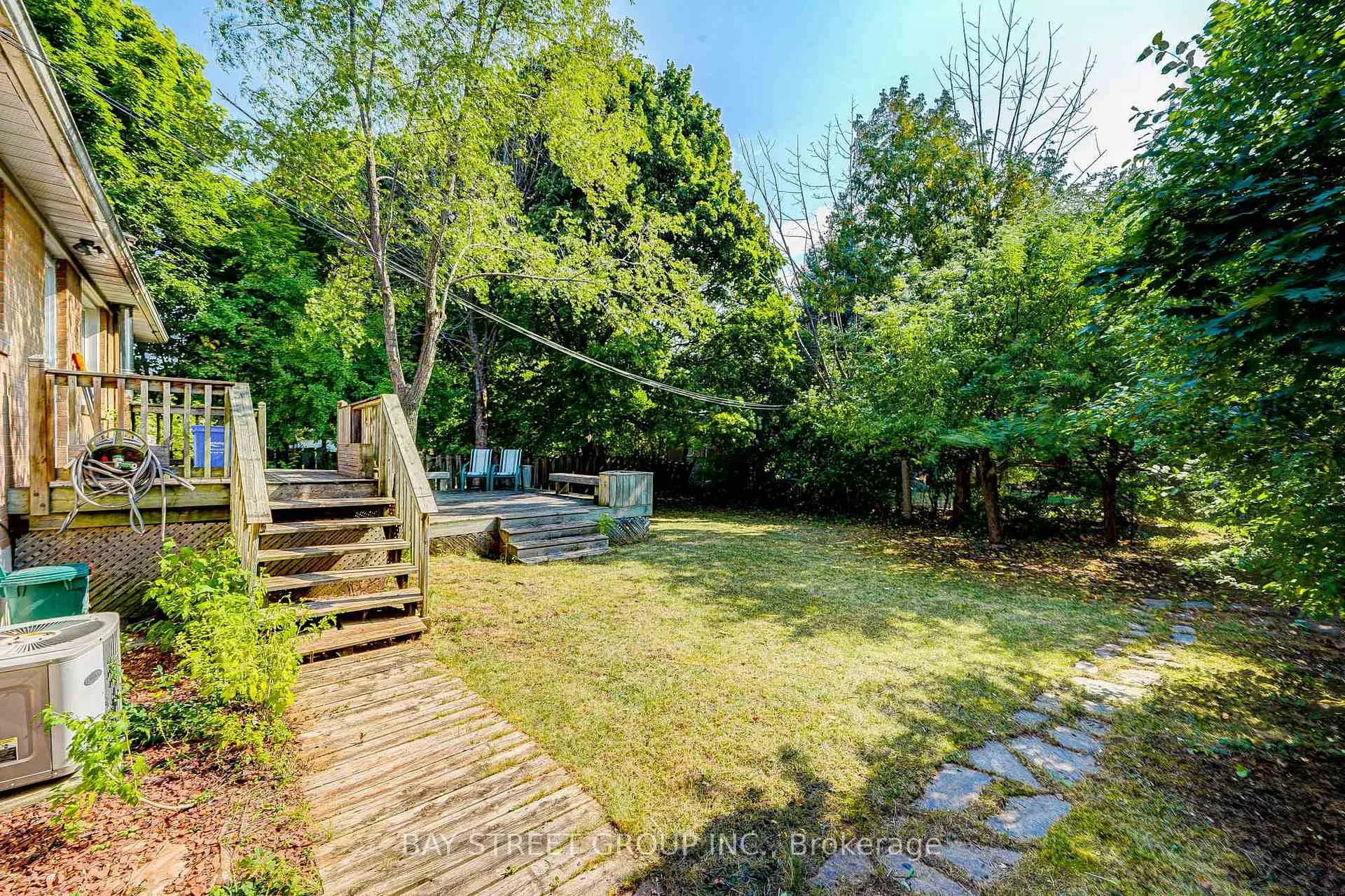 Photo 46 of 88 Miller Road, Oakville, College Park — HOMEH