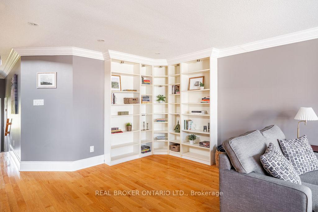 Photo 8 of 429 Sparkman Avenue, Ottawa, Avalon East — HOMEH