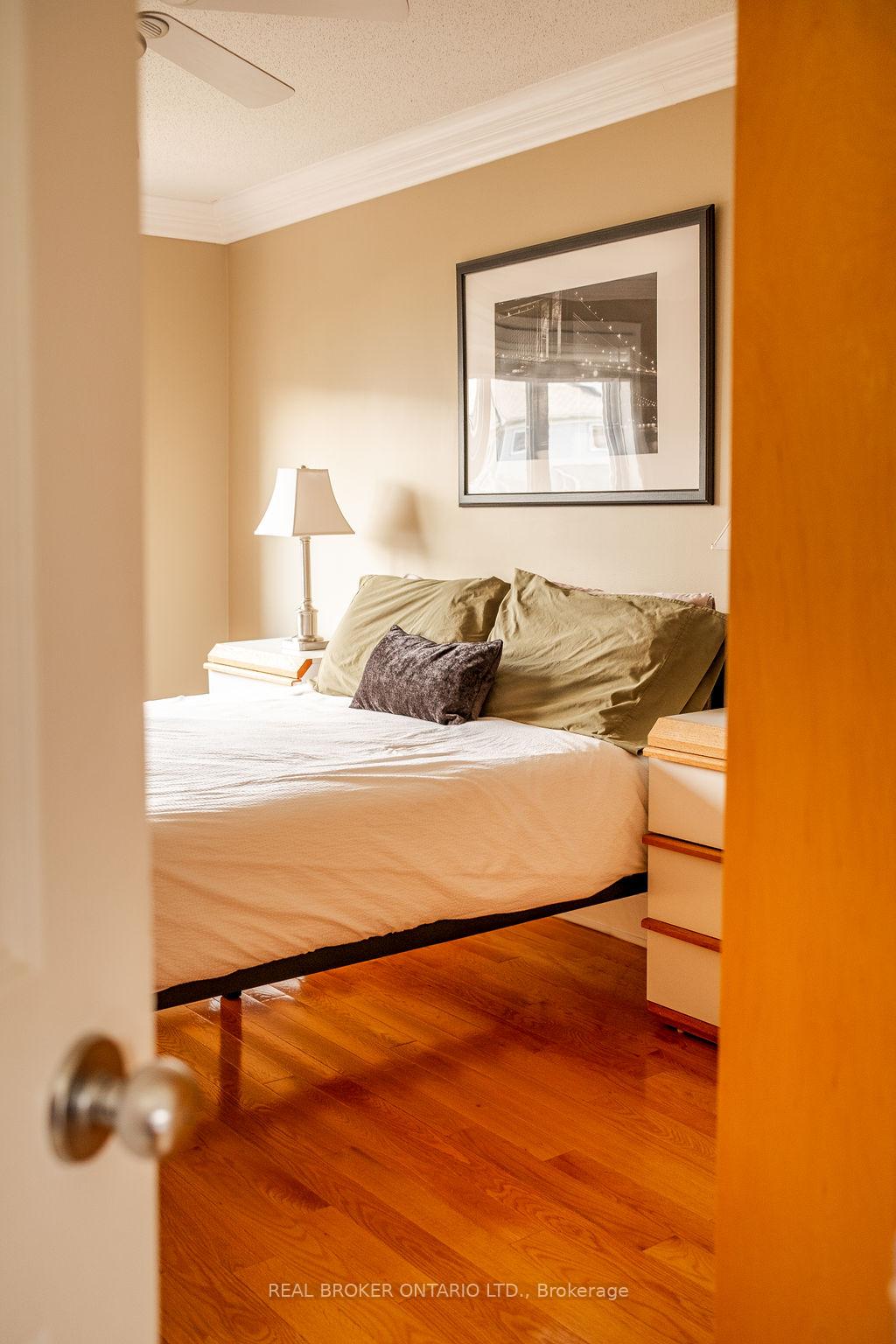 Photo 21 of 429 Sparkman Avenue, Ottawa, Avalon East — HOMEH