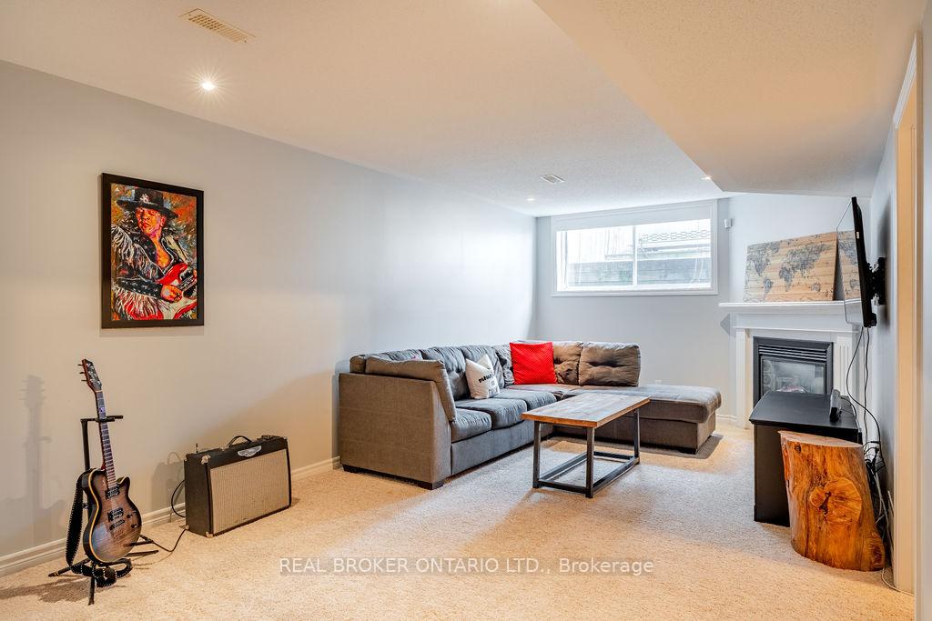 Photo 29 of 429 Sparkman Avenue, Ottawa, Avalon East — HOMEH